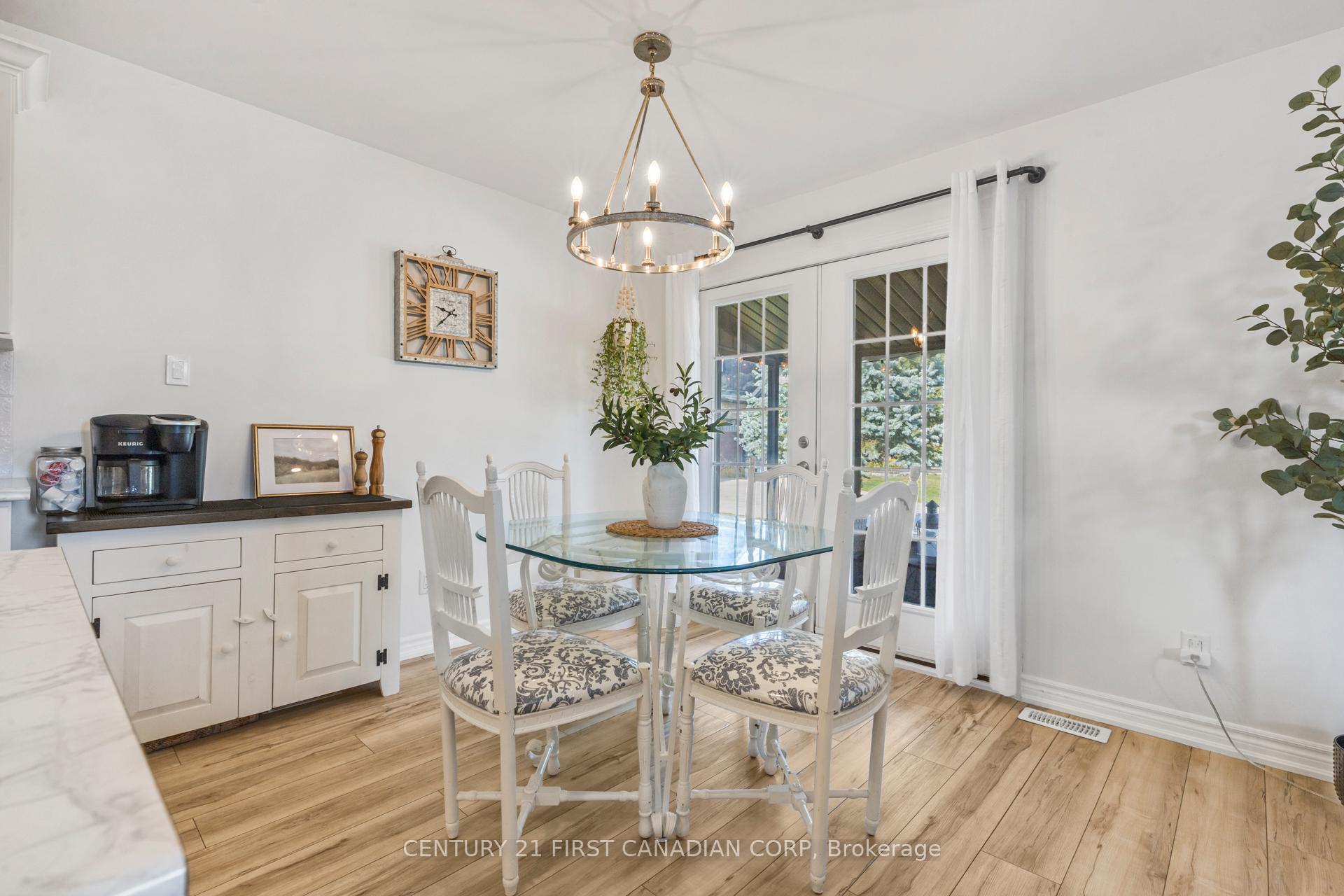 Photo 11 of 6170 William Street, Lucan Biddulph, Lucan — HOMEH