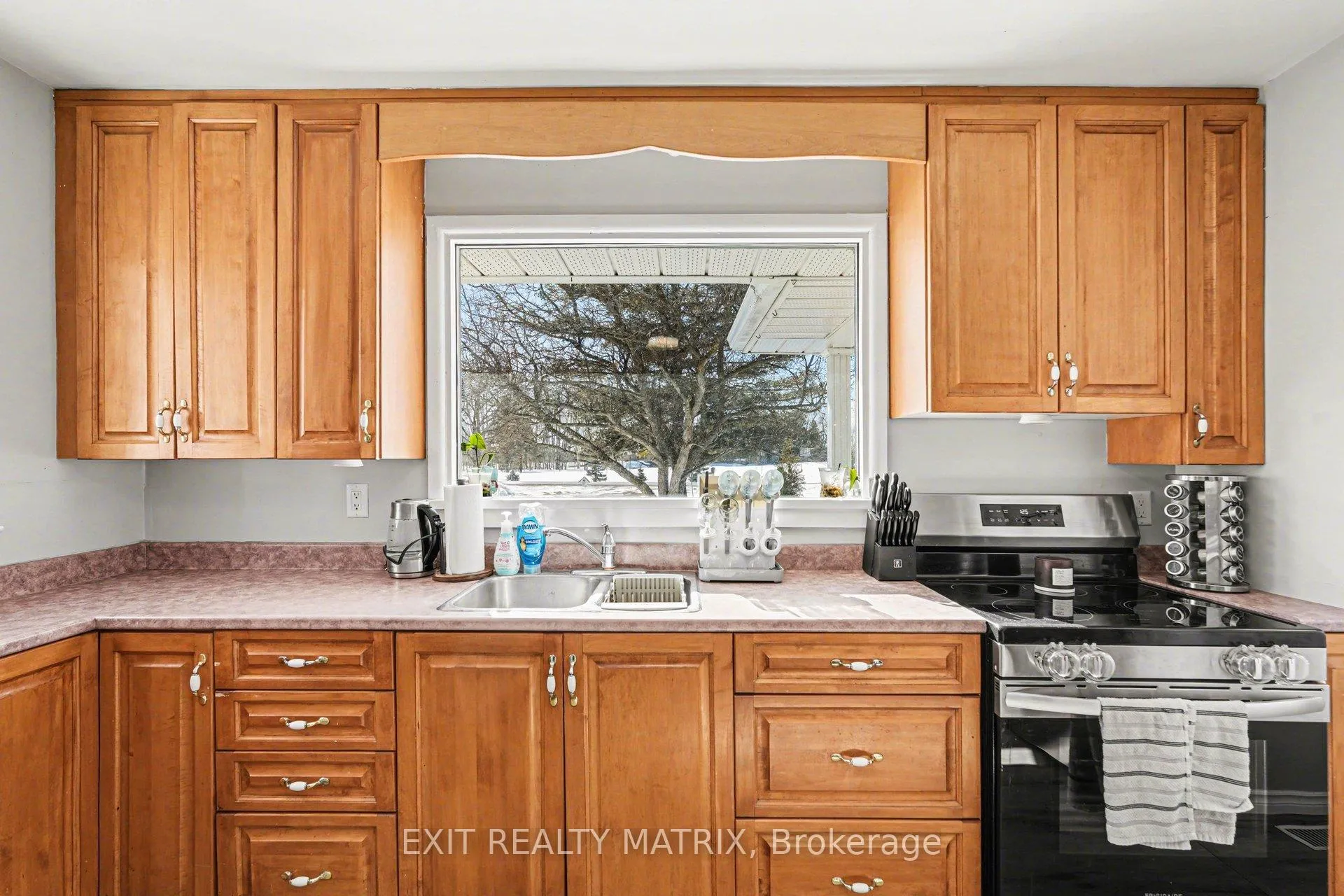 Photo 10 of 528 Keatley Road, Ottawa, Kinburn — HOMEH