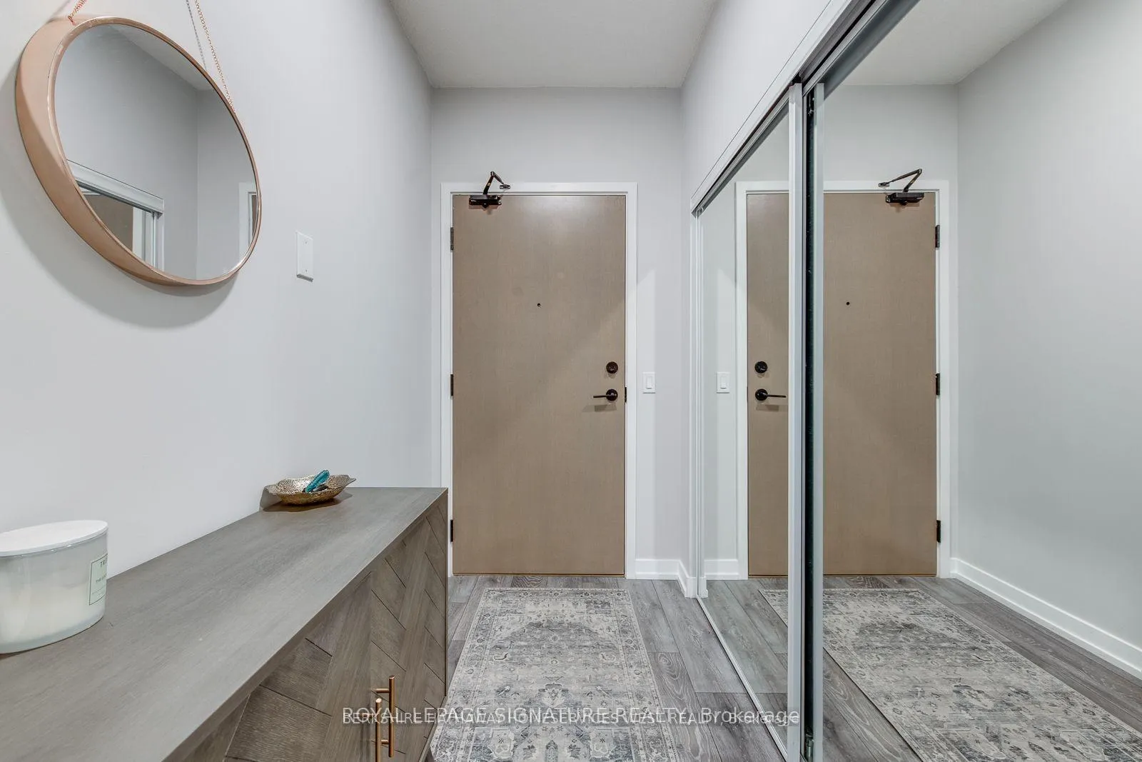 Photo 2 of Unit 2712, 225 Sumach Street, Toronto, Regent Park — HOMEH