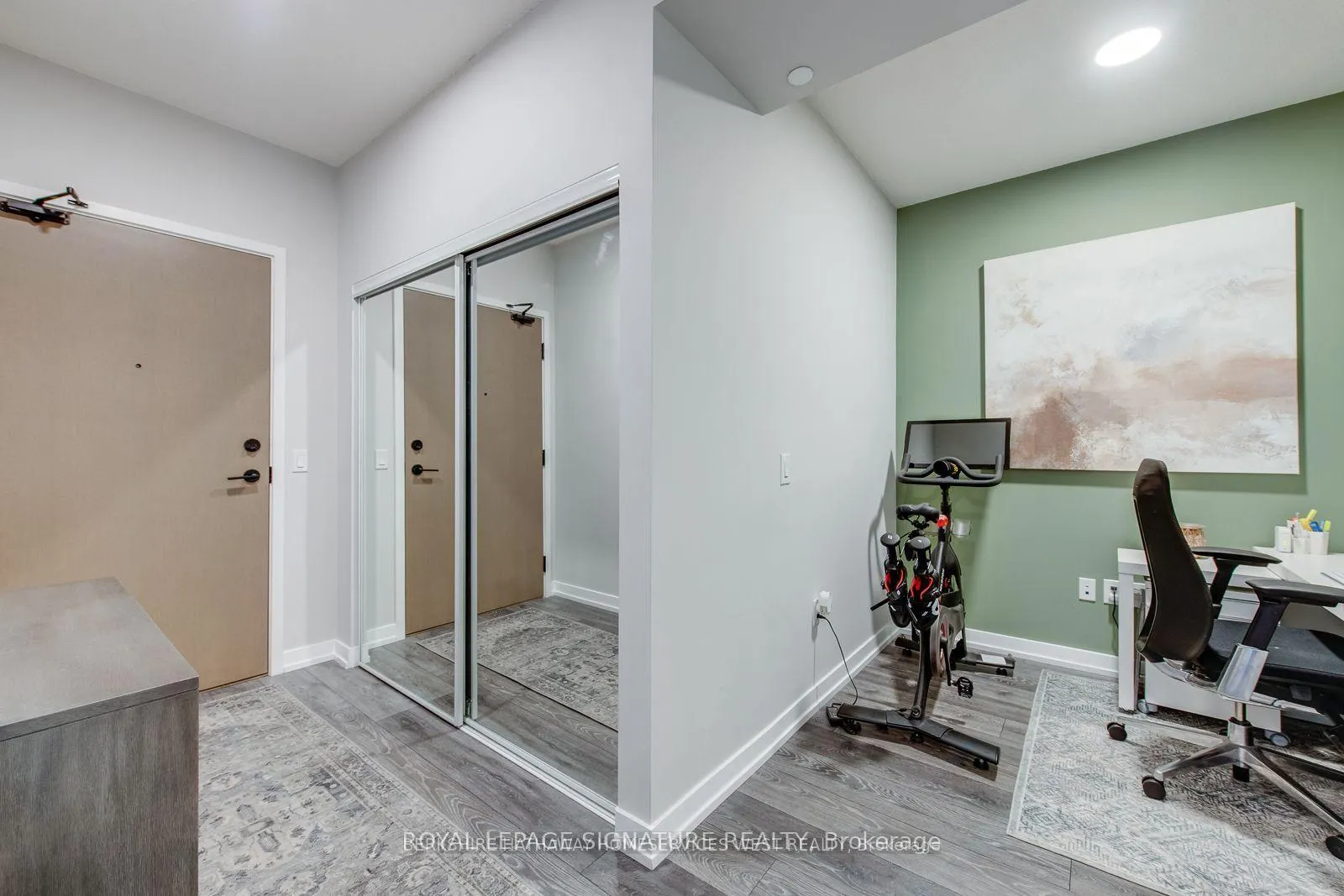 Photo 3 of Unit 2712, 225 Sumach Street, Toronto, Regent Park — HOMEH
