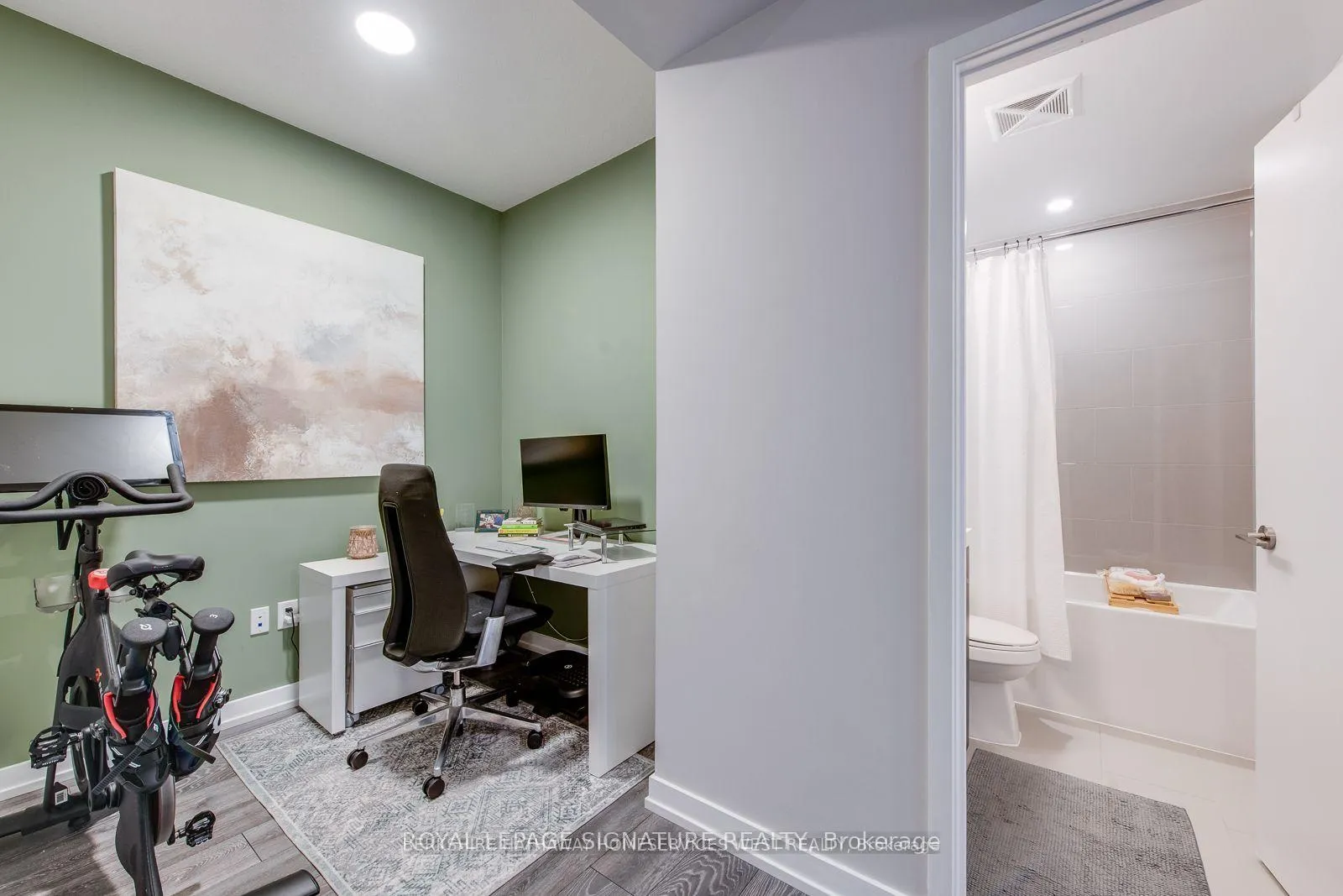 Photo 5 of Unit 2712, 225 Sumach Street, Toronto, Regent Park — HOMEH