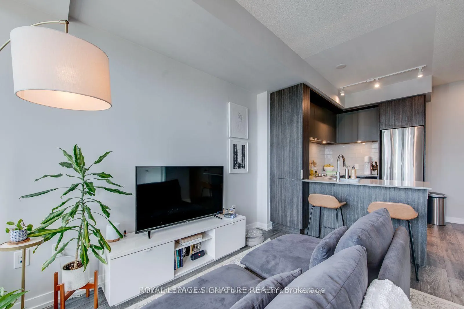 Photo 16 of Unit 2712, 225 Sumach Street, Toronto, Regent Park — HOMEH