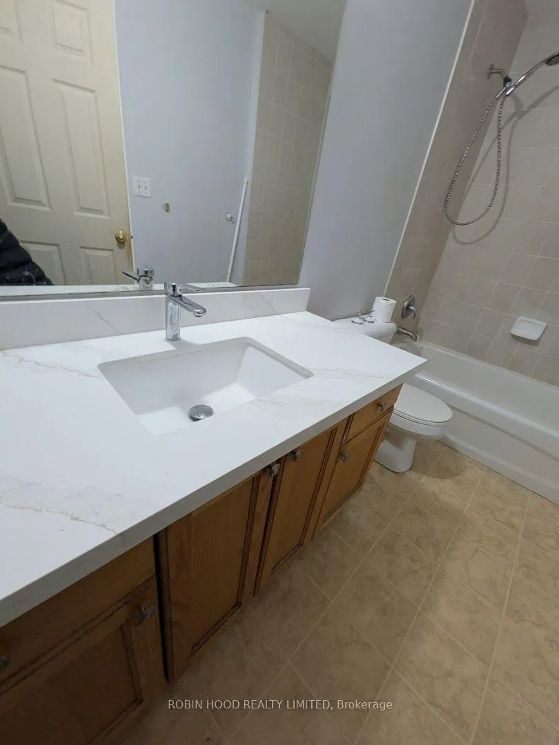 Photo 7 of Unit F31, 175 David Bergey Drive, Kitchener — HOMEH