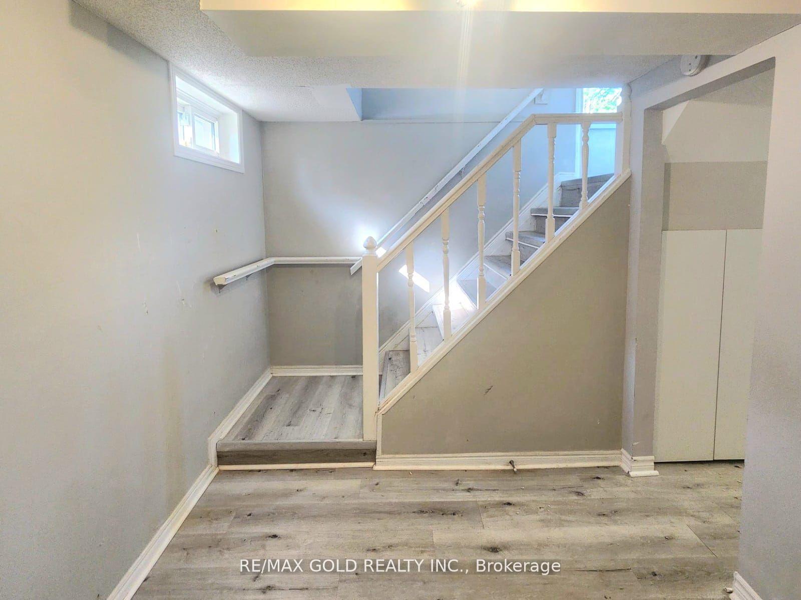 Photo 3 of 27 Heather Road, Hamilton, Corman — HOMEH