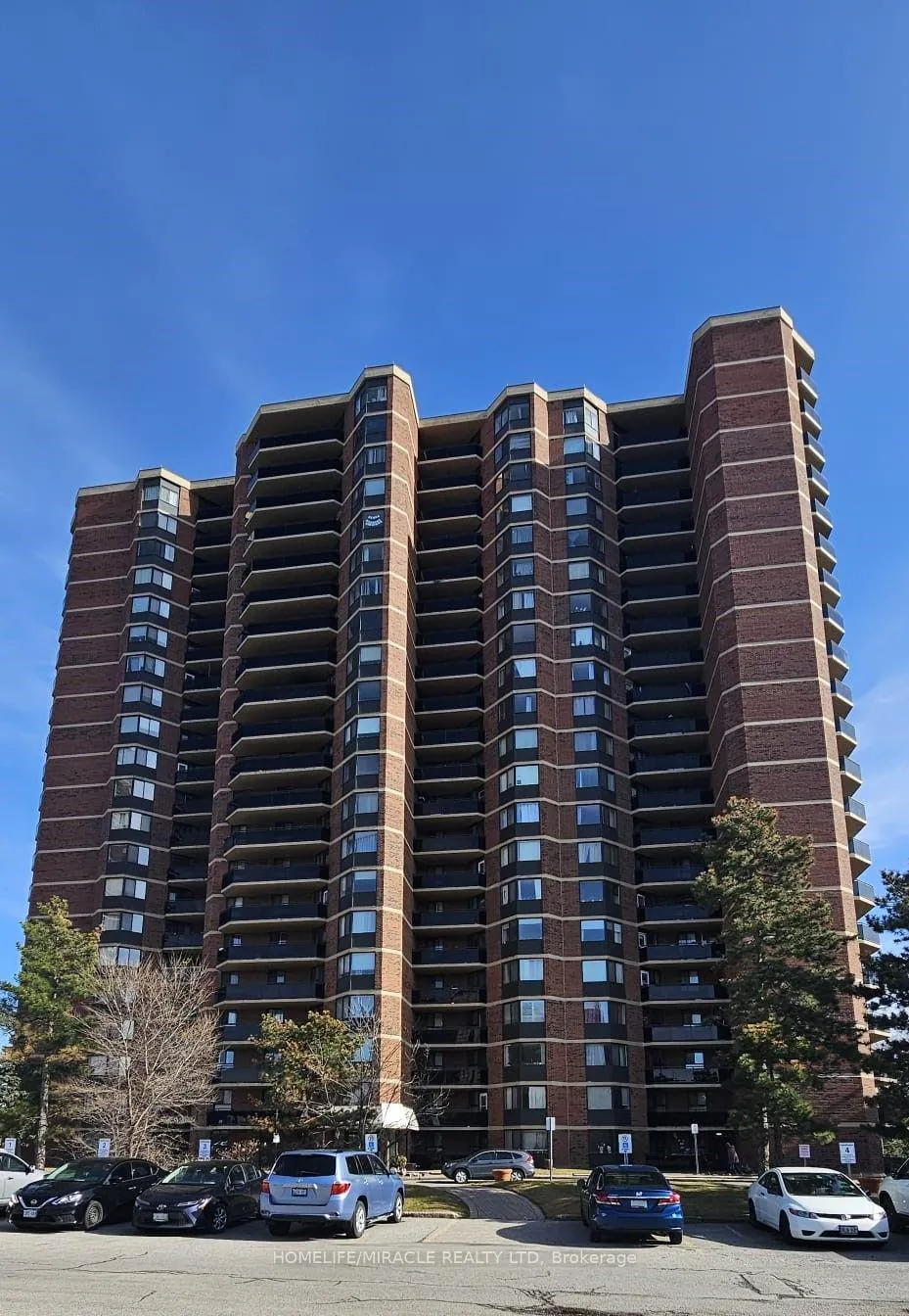 Photo 2 of Unit PH 12, 234 Albion Road, Etobicoke, Elms-Old Rexdale — HOMEH