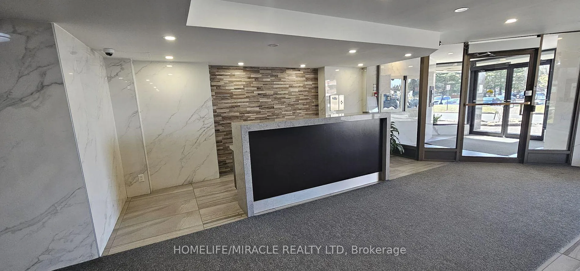 Photo 4 of Unit PH 12, 234 Albion Road, Etobicoke, Elms-Old Rexdale — HOMEH