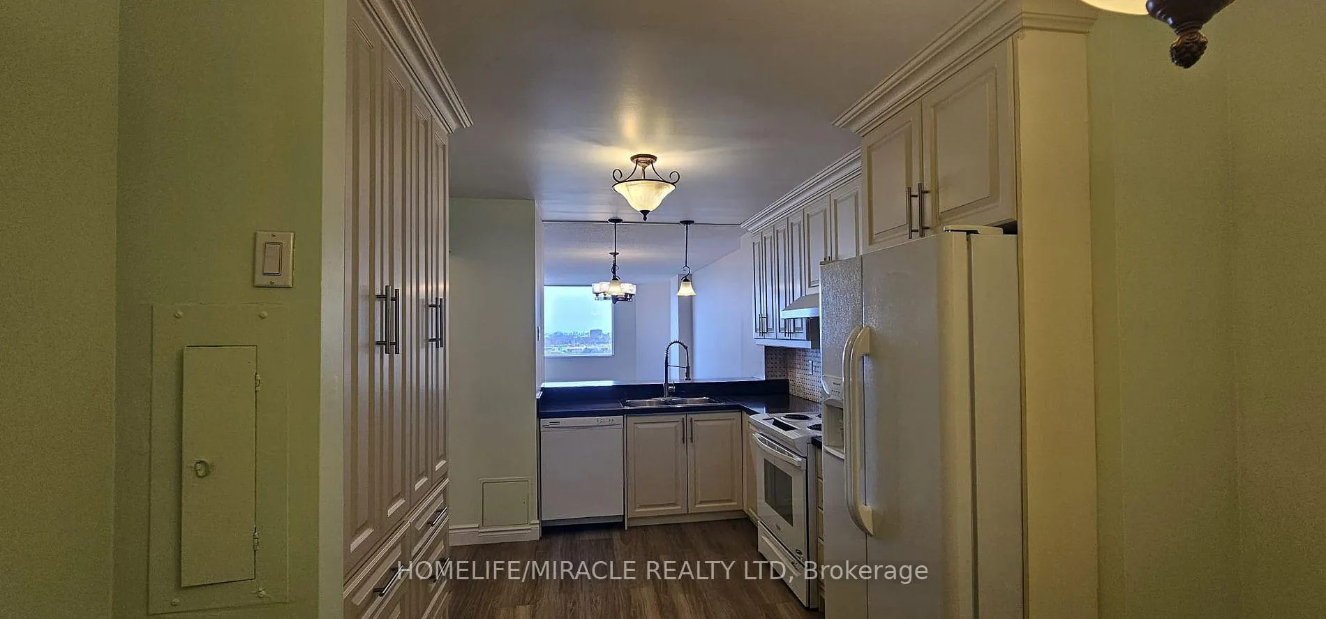 Photo 10 of Unit PH 12, 234 Albion Road, Etobicoke, Elms-Old Rexdale — HOMEH