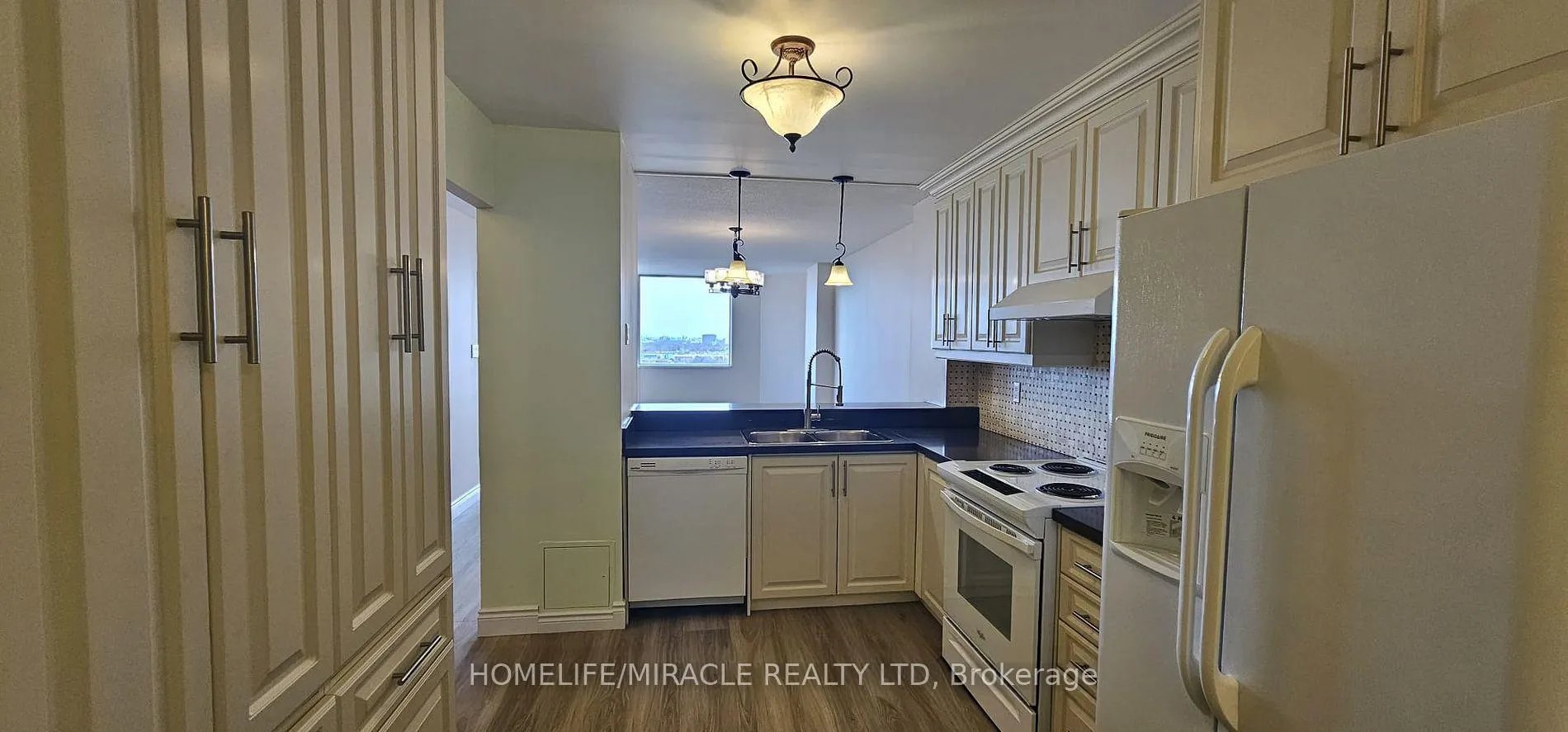 Photo 11 of Unit PH 12, 234 Albion Road, Etobicoke, Elms-Old Rexdale — HOMEH