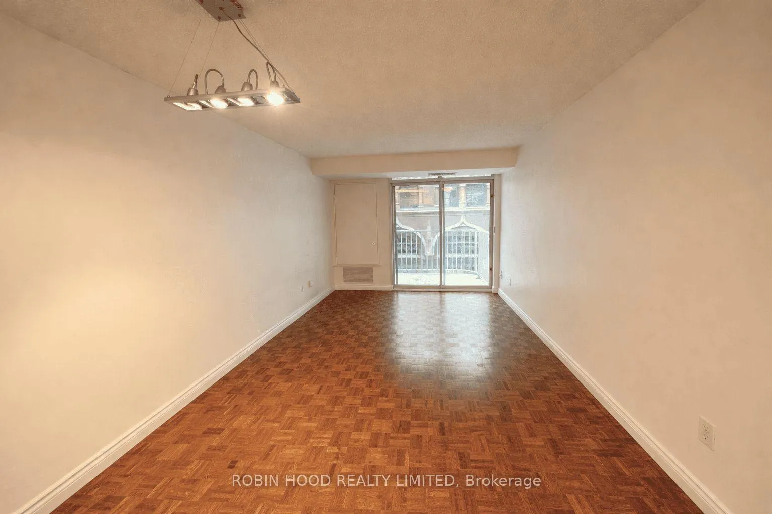 Photo 8 of Unit 803, 105 Victoria Street, Toronto, Church-Yonge Corridor — HOMEH