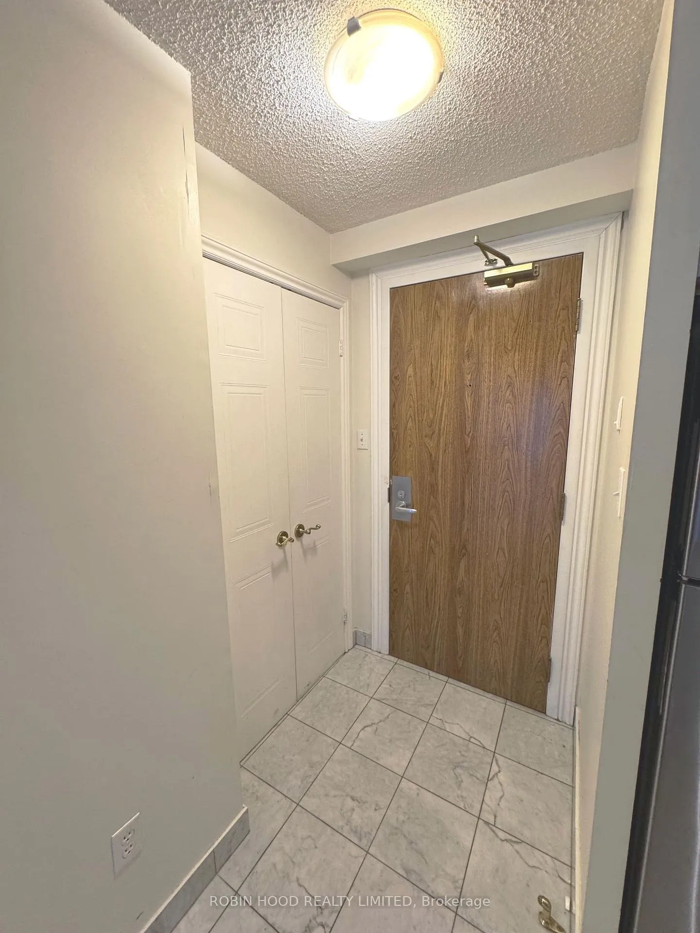 Photo 13 of Unit 803, 105 Victoria Street, Toronto, Church-Yonge Corridor — HOMEH