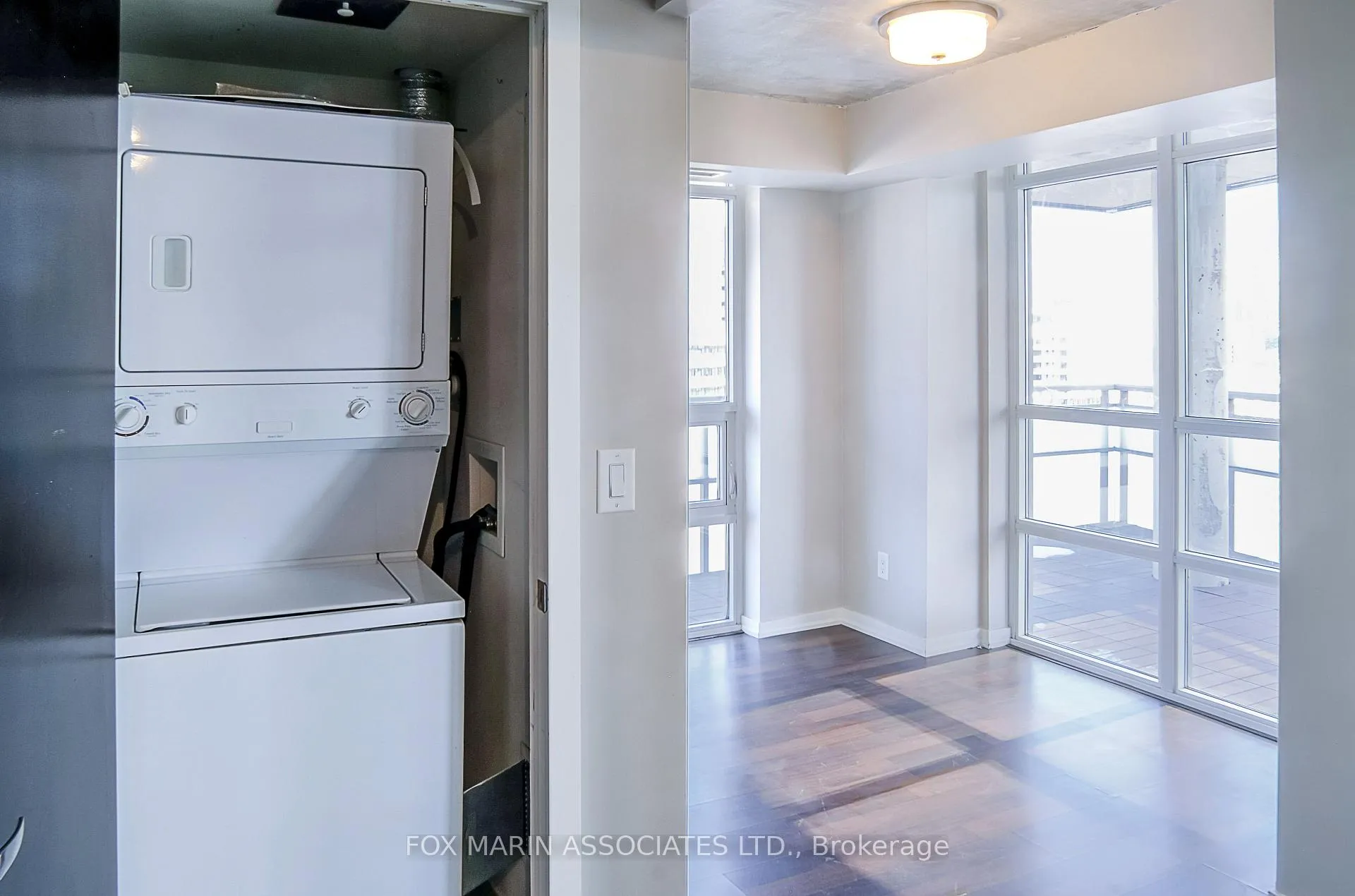 Photo 12 of Unit 828, 38 Joe Shuster Way, Toronto, Niagara — HOMEH