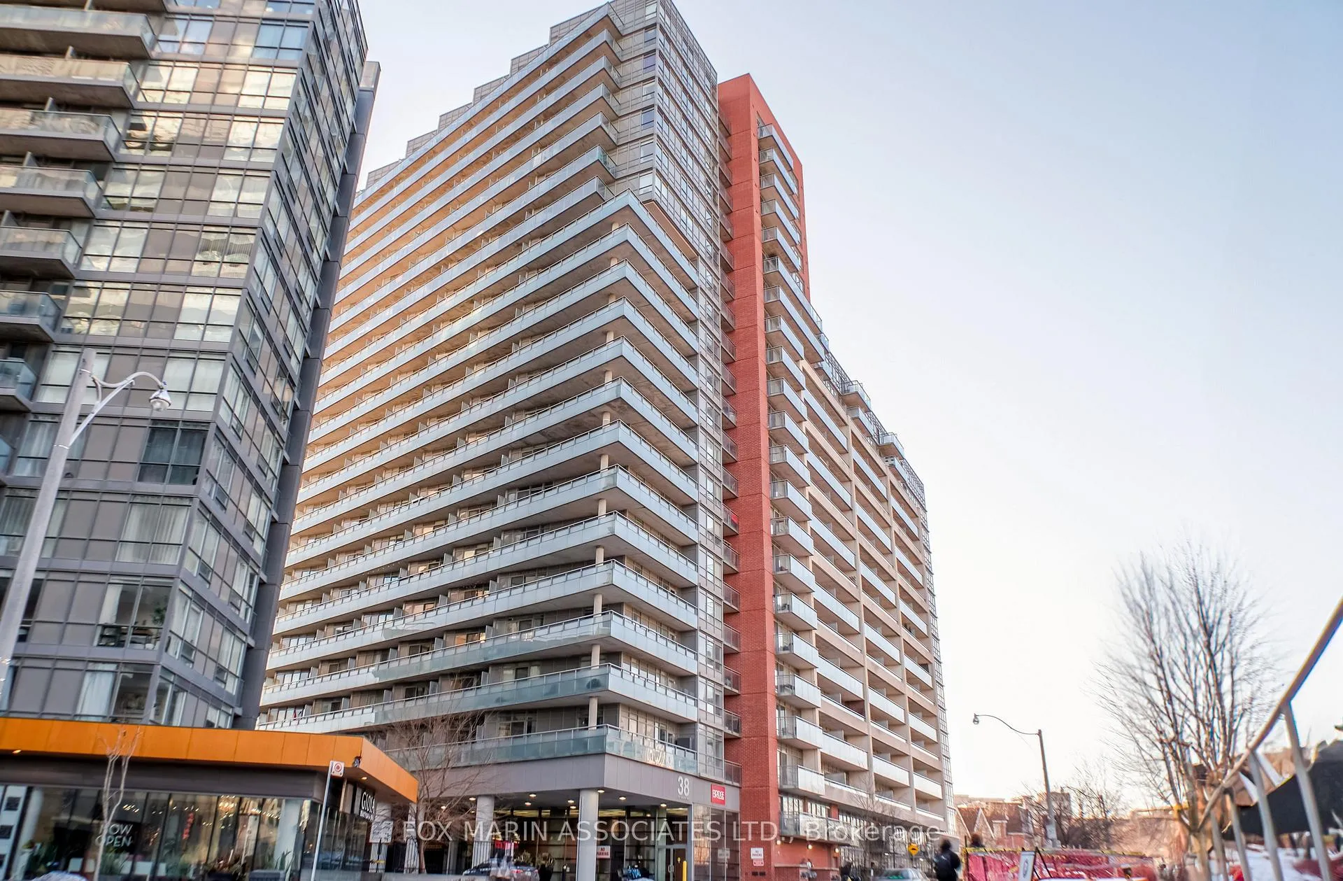 Photo 23 of Unit 828, 38 Joe Shuster Way, Toronto, Niagara — HOMEH