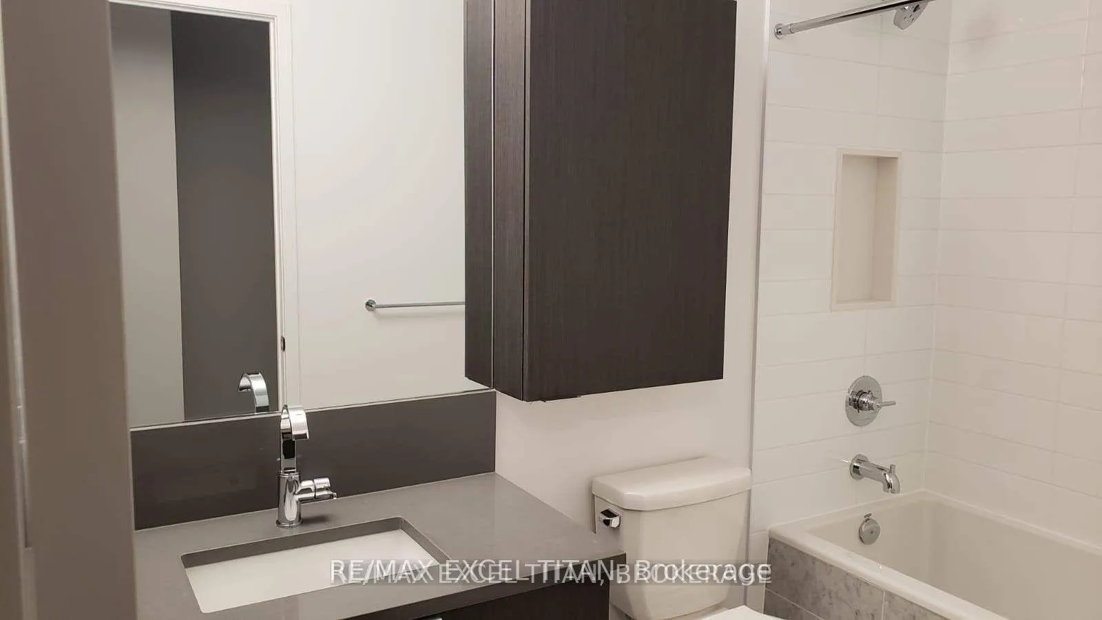 Photo 7 of Unit 722, 38 Iannuzzi Street, Toronto, Niagara — HOMEH