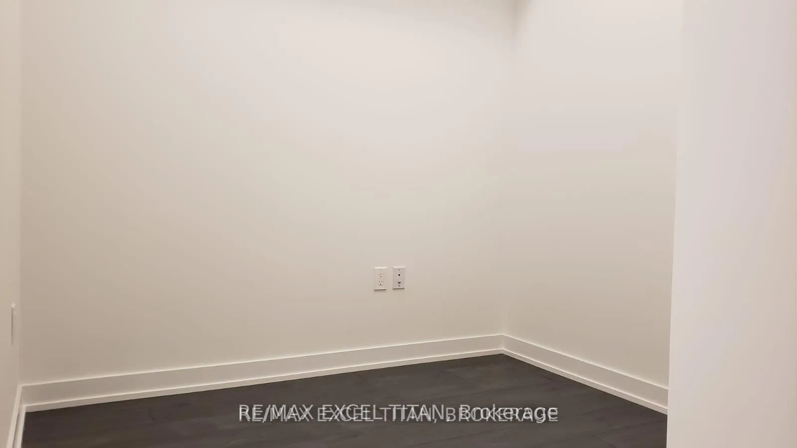 Photo 8 of Unit 722, 38 Iannuzzi Street, Toronto, Niagara — HOMEH