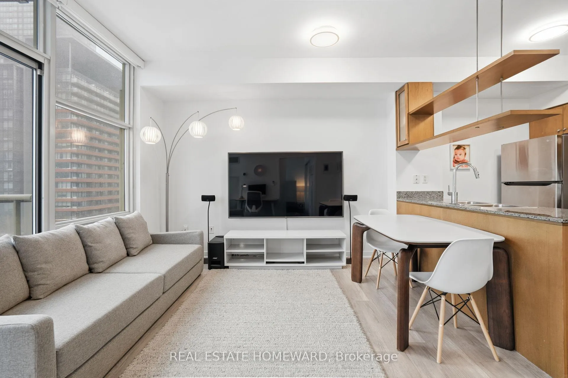 Photo 14 of Unit 708, 9 Spadina Avenue, Toronto, Waterfront Communities — HOMEH