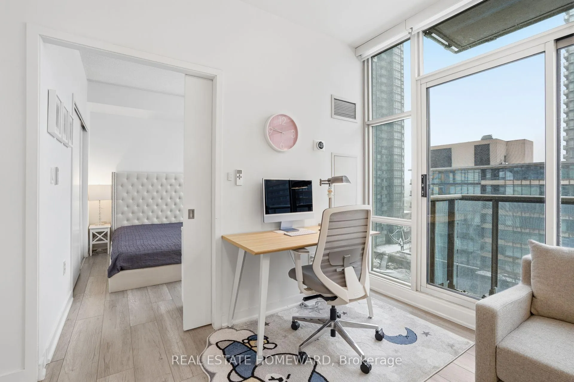 Photo 23 of Unit 708, 9 Spadina Avenue, Toronto, Waterfront Communities — HOMEH