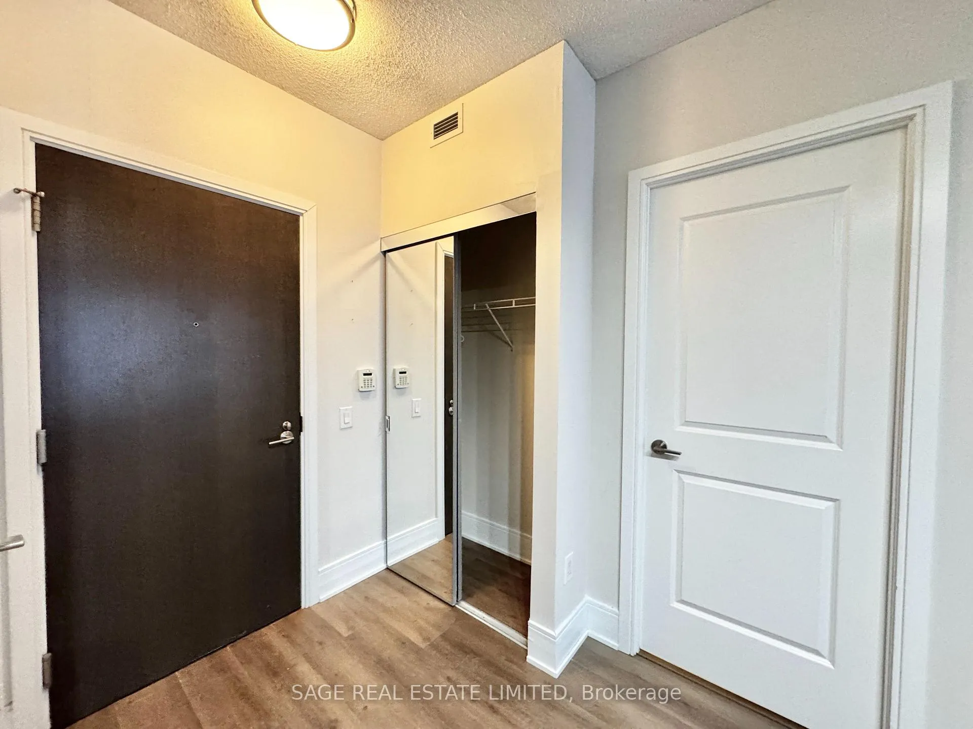 Photo 4 of Unit 201, 560 Front Street W, Toronto, Waterfront Communities — HOMEH