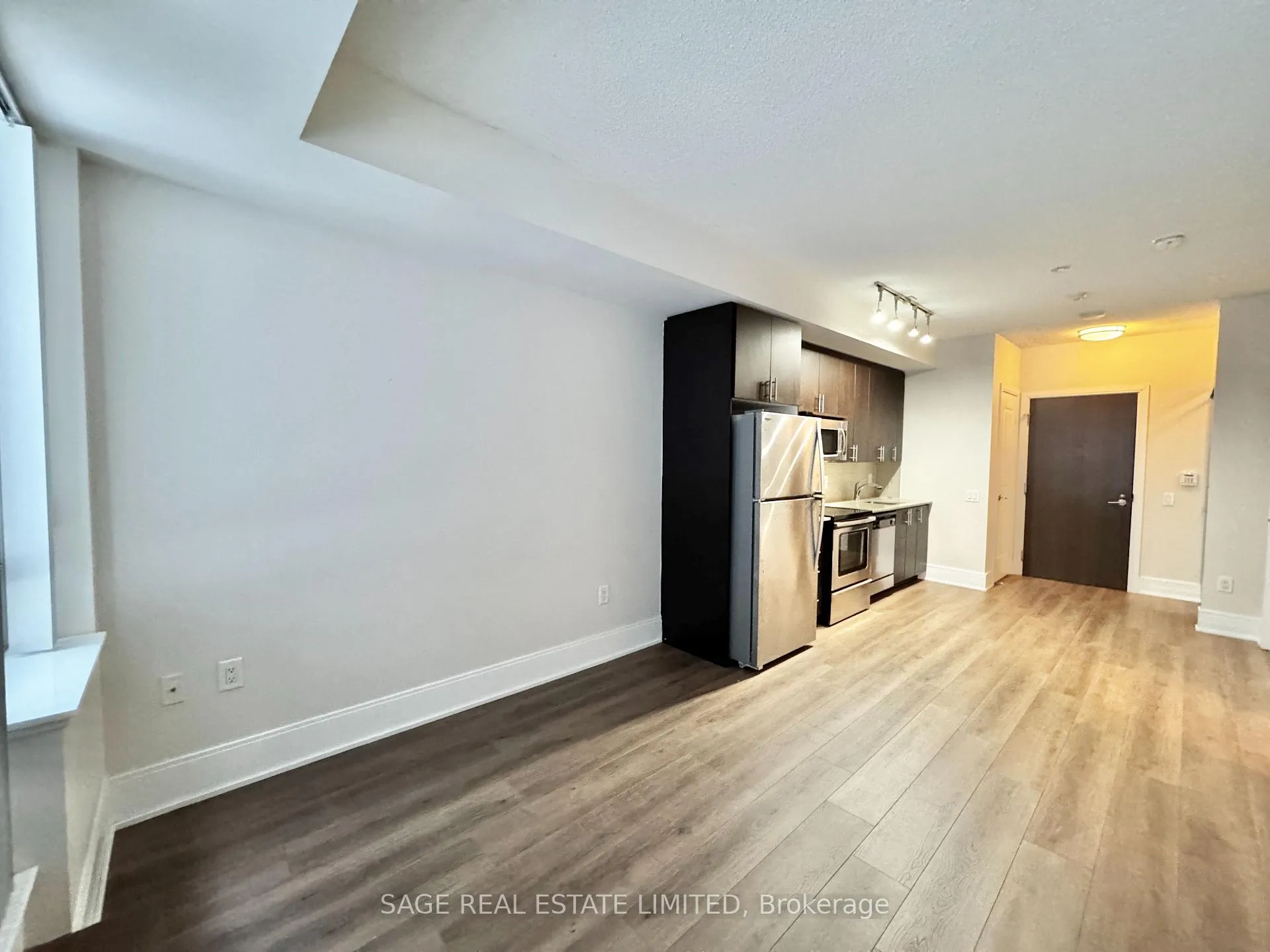 Photo 5 of Unit 201, 560 Front Street W, Toronto, Waterfront Communities — HOMEH