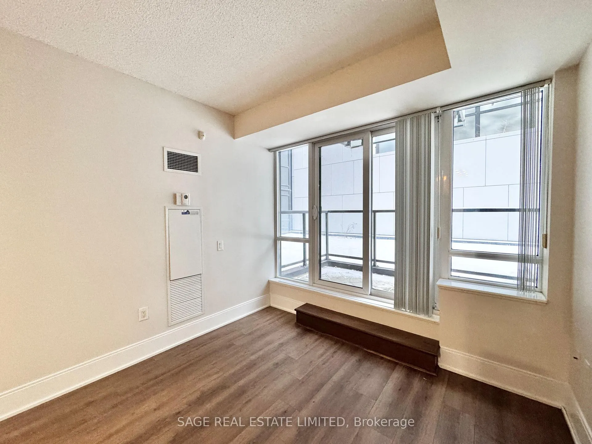 Photo 8 of Unit 201, 560 Front Street W, Toronto, Waterfront Communities — HOMEH