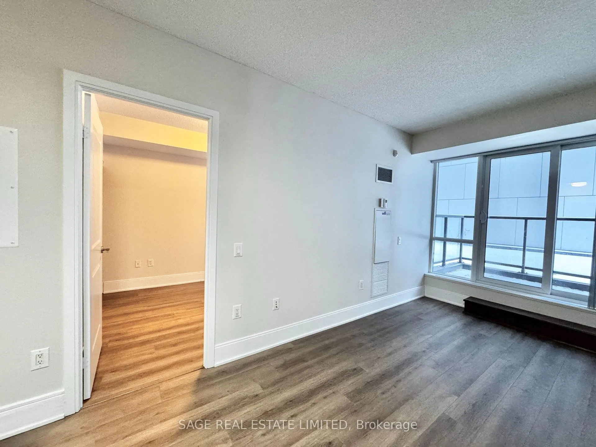 Photo 15 of Unit 201, 560 Front Street W, Toronto, Waterfront Communities — HOMEH