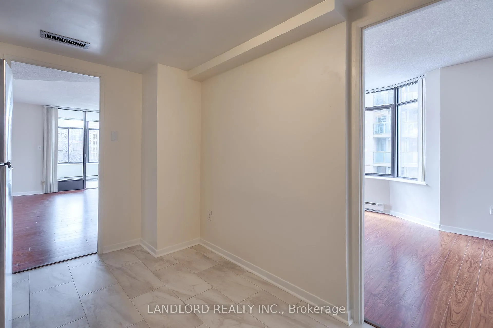 Photo 2 of Unit 405, 135 George Street S, Toronto, Waterfront Communities — HOMEH