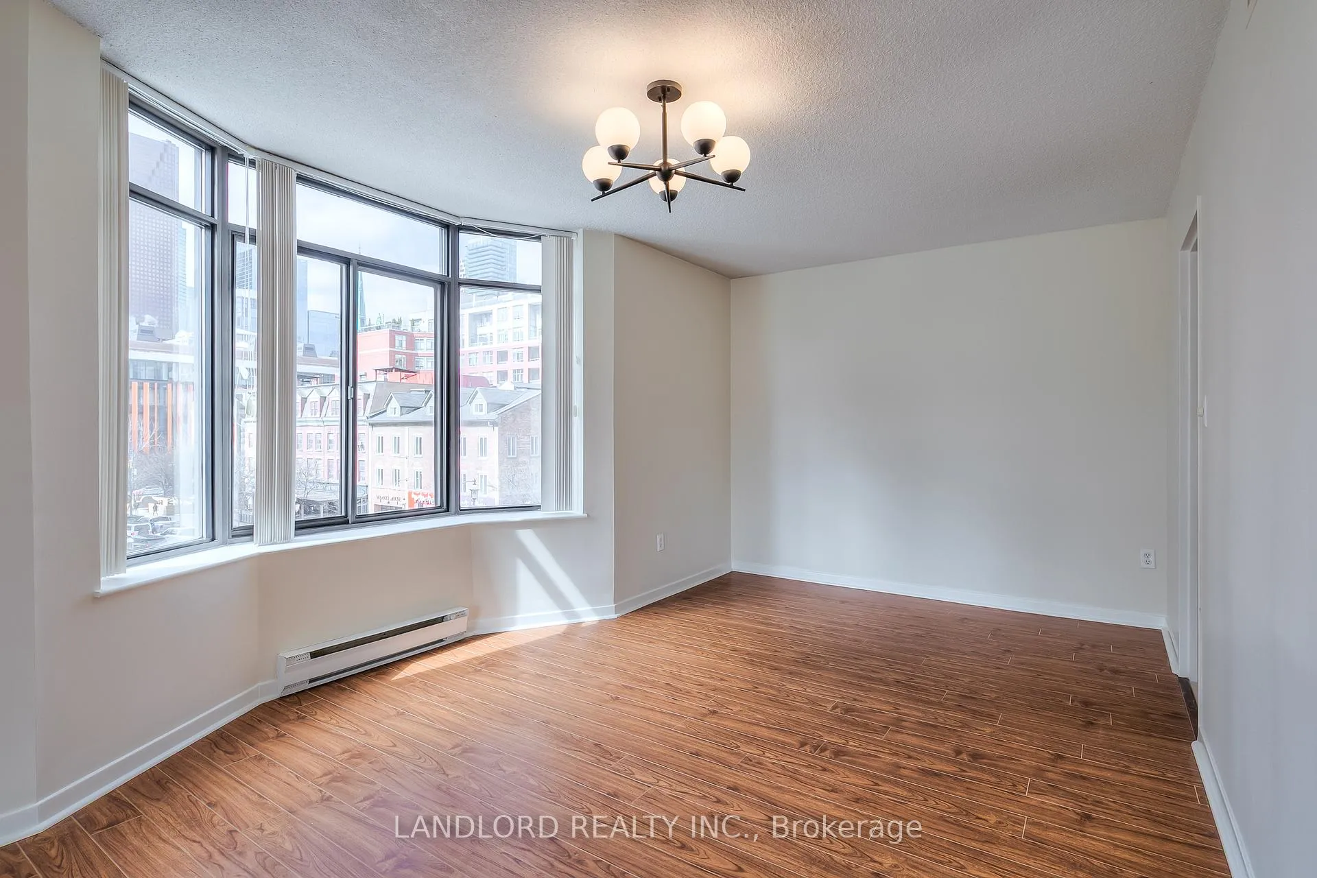 Photo 5 of Unit 405, 135 George Street S, Toronto, Waterfront Communities — HOMEH