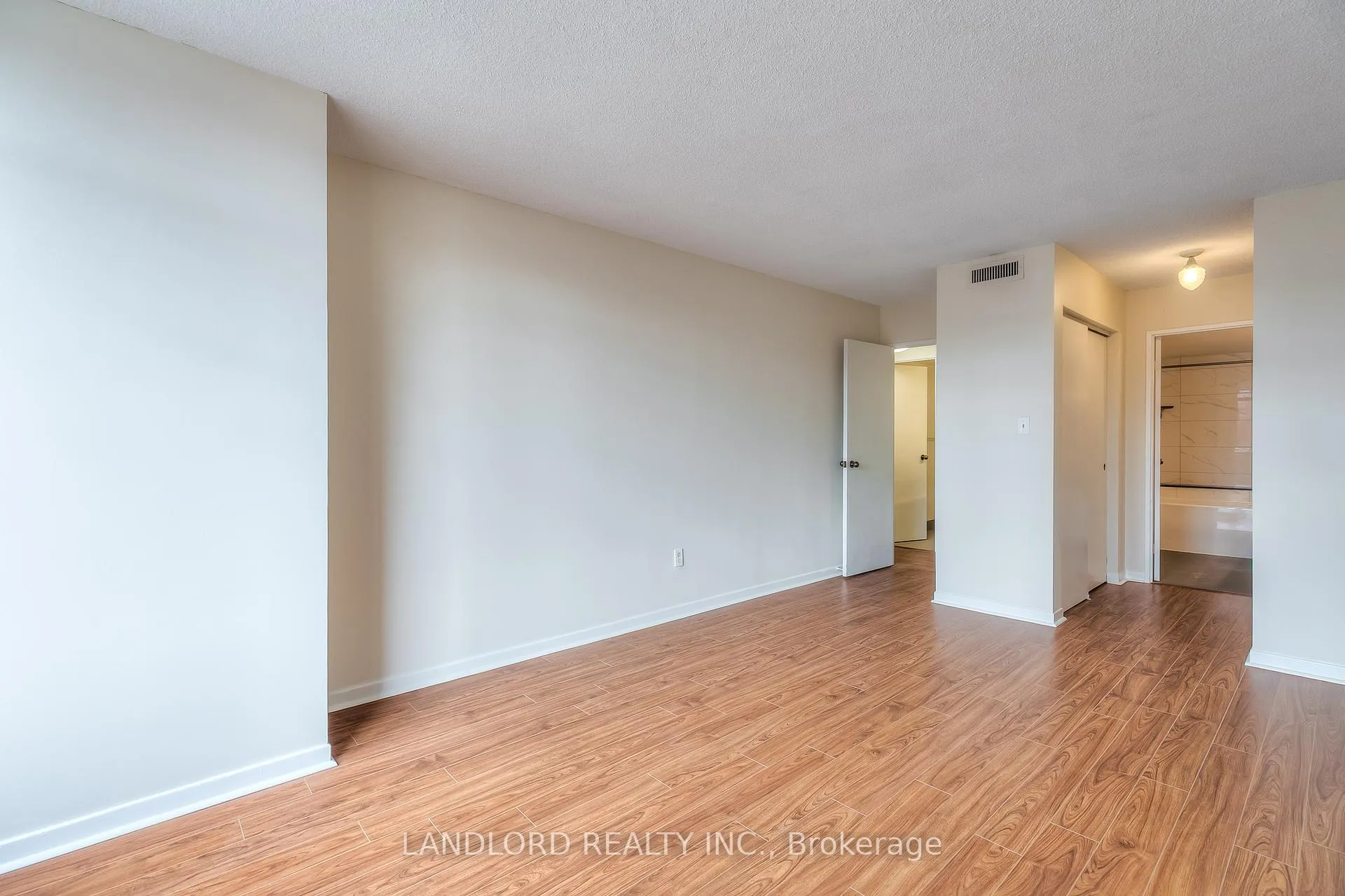 Photo 12 of Unit 405, 135 George Street S, Toronto, Waterfront Communities — HOMEH