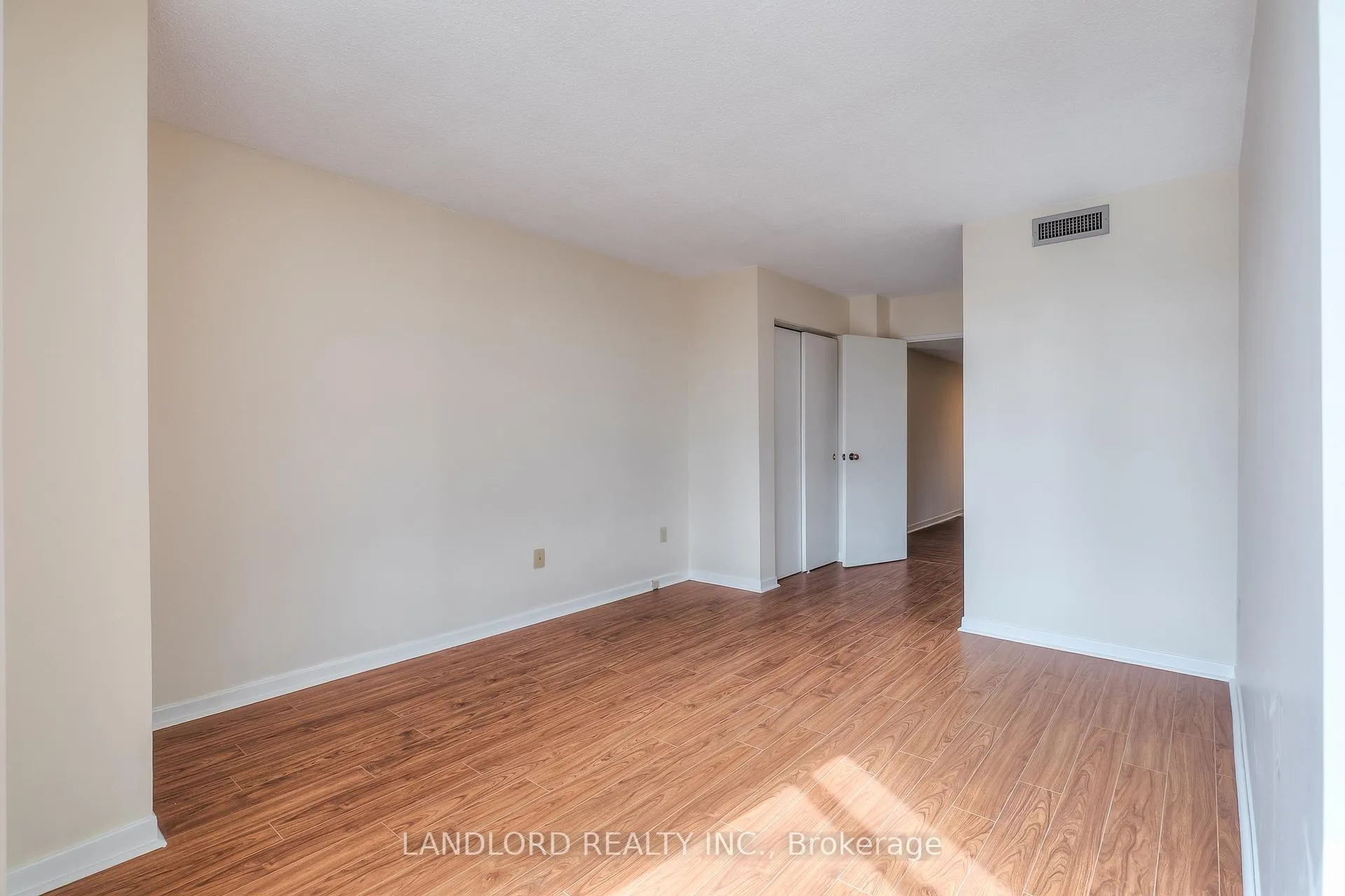 Photo 16 of Unit 405, 135 George Street S, Toronto, Waterfront Communities — HOMEH