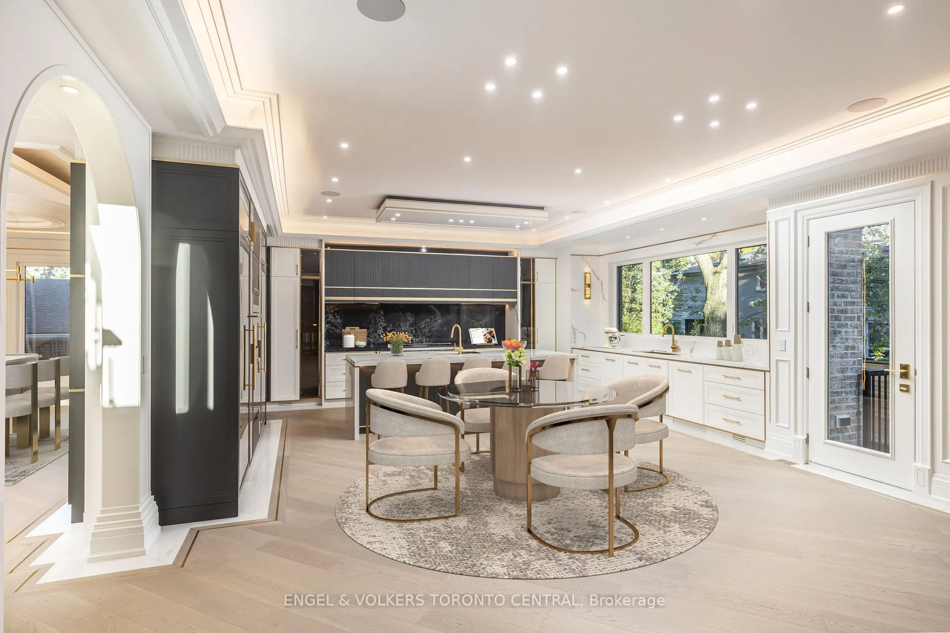 Photo 12 of 47 Danville Drive, North York, St. Andrew-Windfields — HOMEH