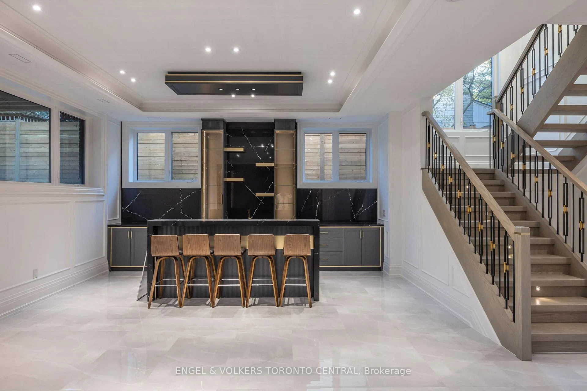 Photo 27 of 47 Danville Drive, North York, St. Andrew-Windfields — HOMEH