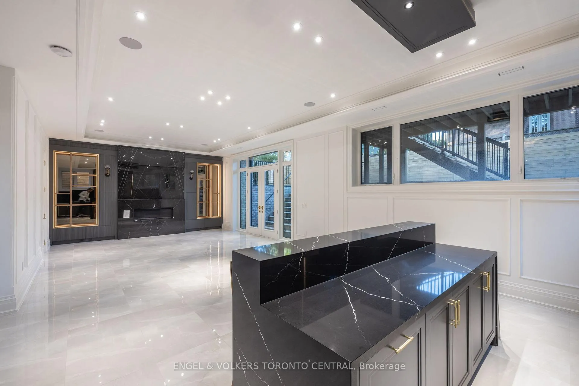 Photo 28 of 47 Danville Drive, North York, St. Andrew-Windfields — HOMEH