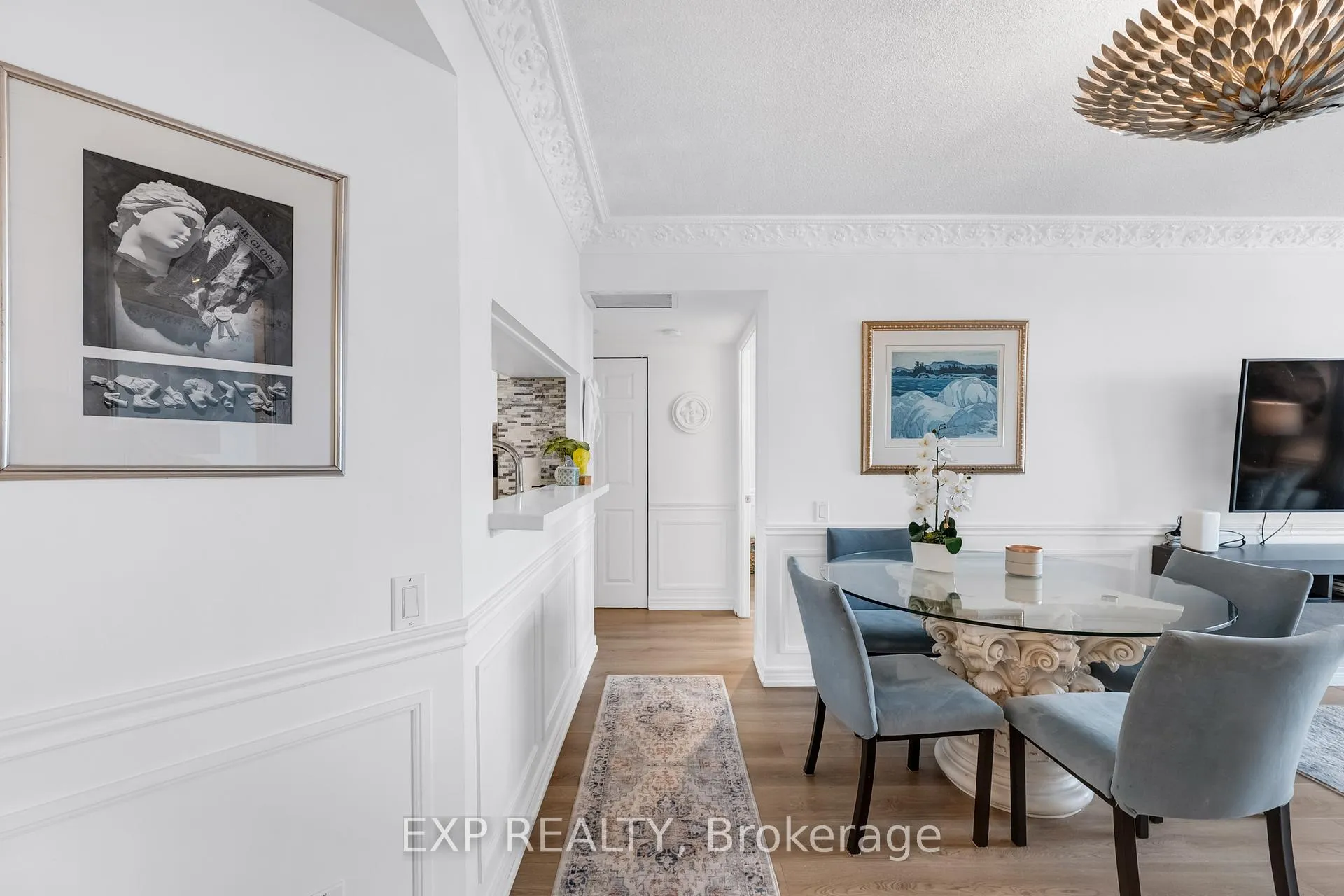 Photo 21 of Unit 810, 2 Covington Road, Toronto, Englemount-Lawrence — HOMEH