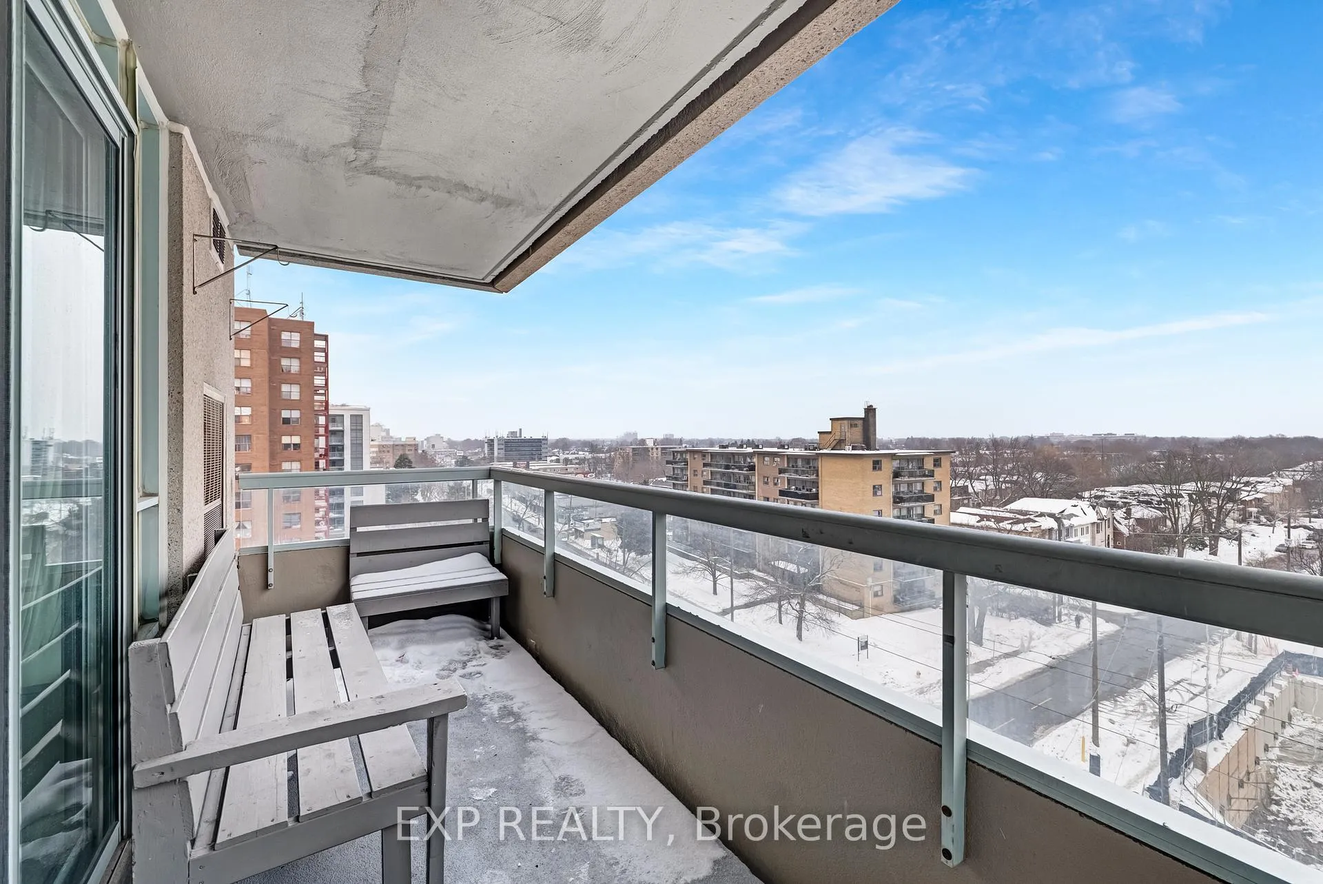Photo 26 of Unit 810, 2 Covington Road, Toronto, Englemount-Lawrence — HOMEH