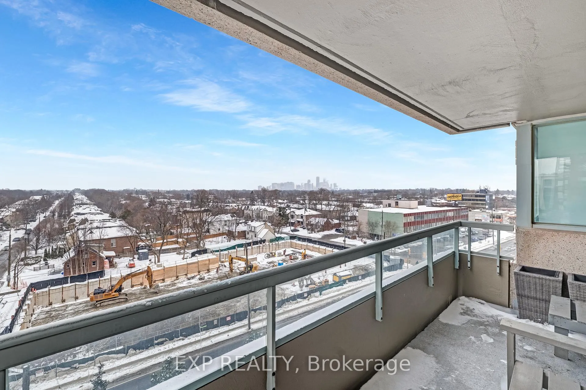 Photo 28 of Unit 810, 2 Covington Road, Toronto, Englemount-Lawrence — HOMEH