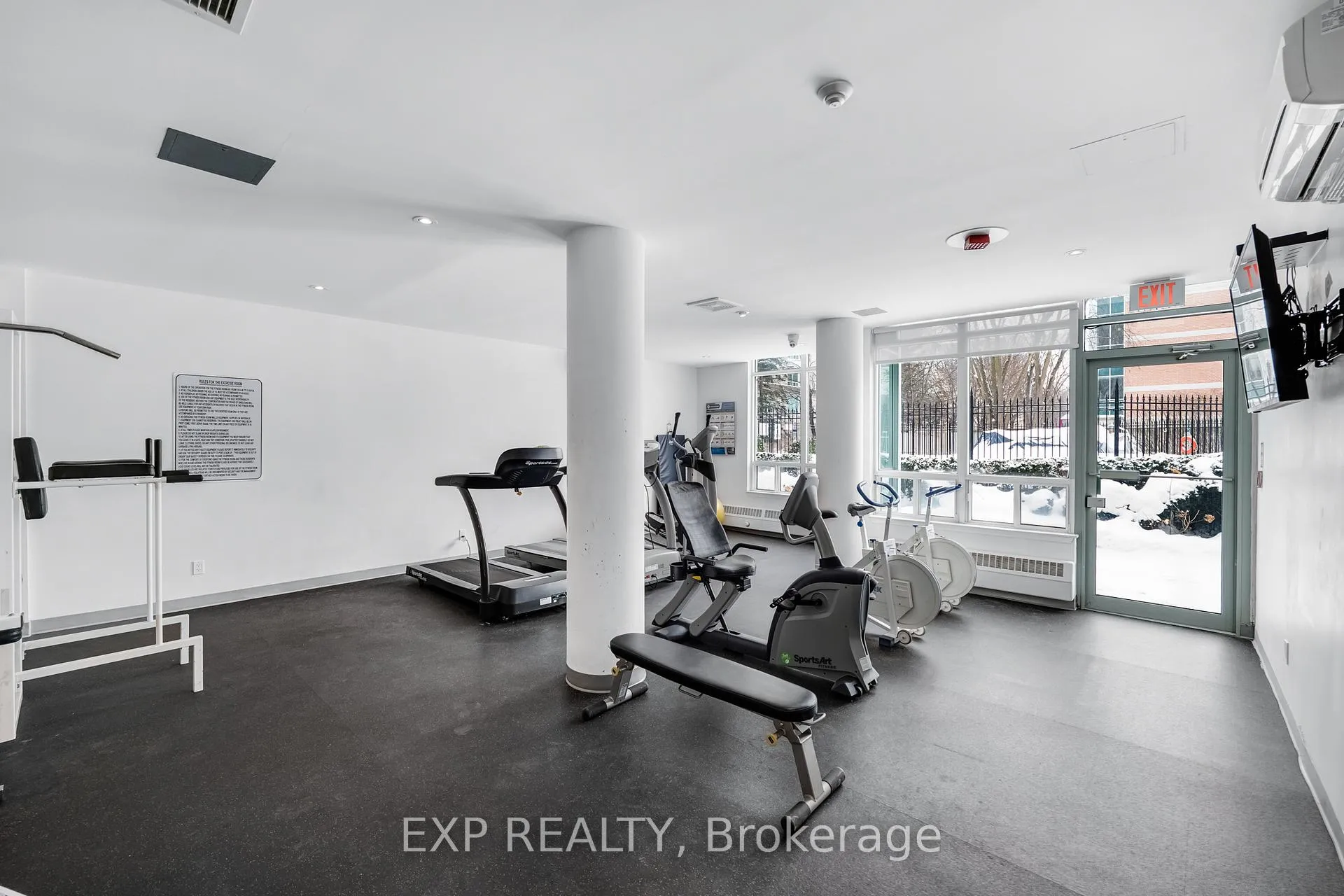 Photo 30 of Unit 810, 2 Covington Road, Toronto, Englemount-Lawrence — HOMEH
