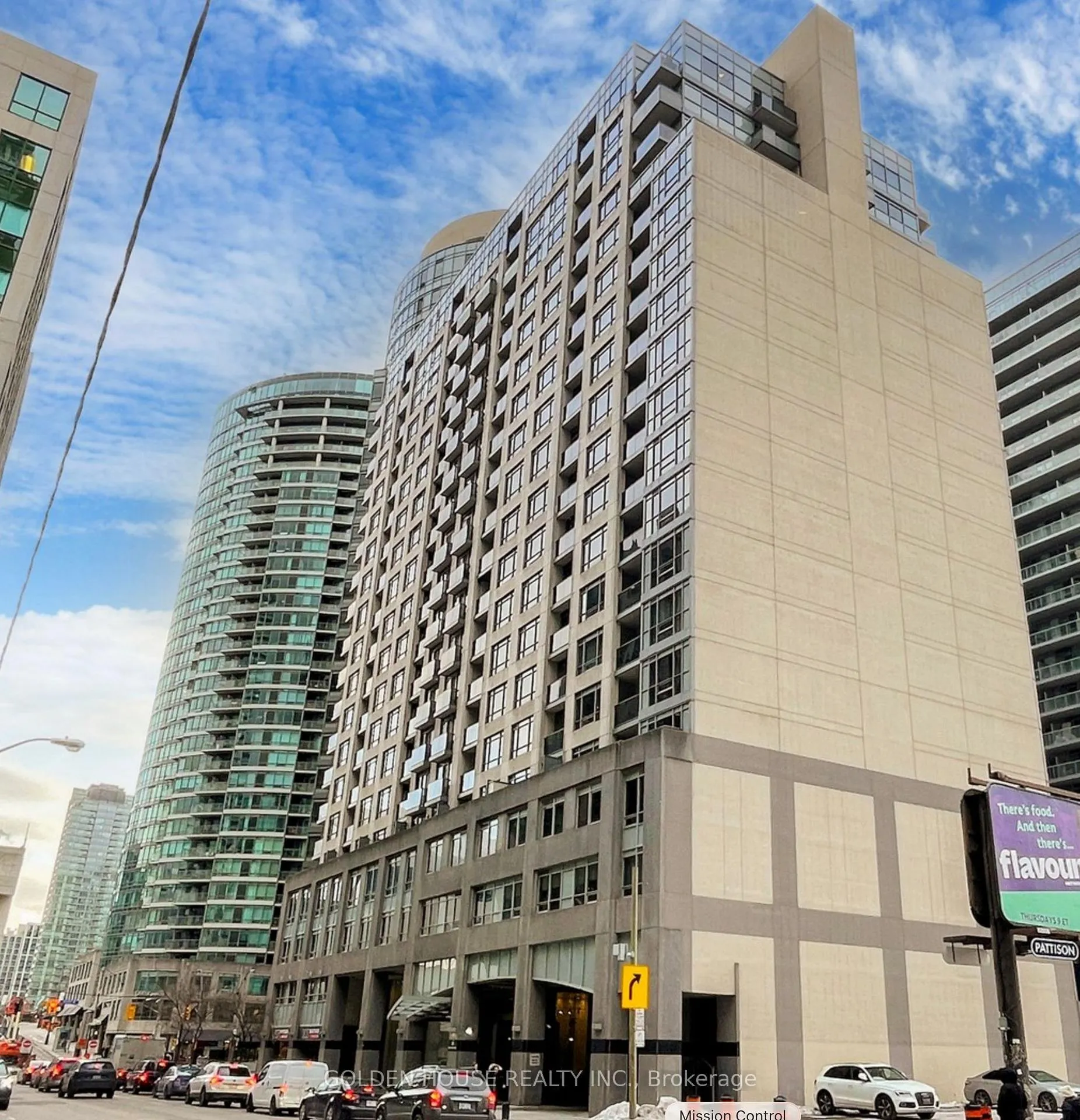 Photo 2 of Unit 2010, 20 Blue Jays Way, Toronto, Waterfront Communities — HOMEH