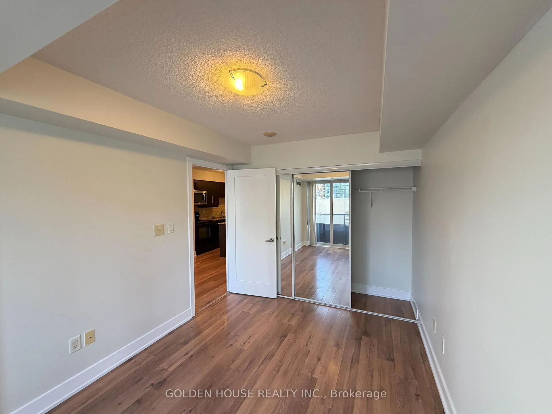 Photo 11 of Unit 2010, 20 Blue Jays Way, Toronto, Waterfront Communities — HOMEH