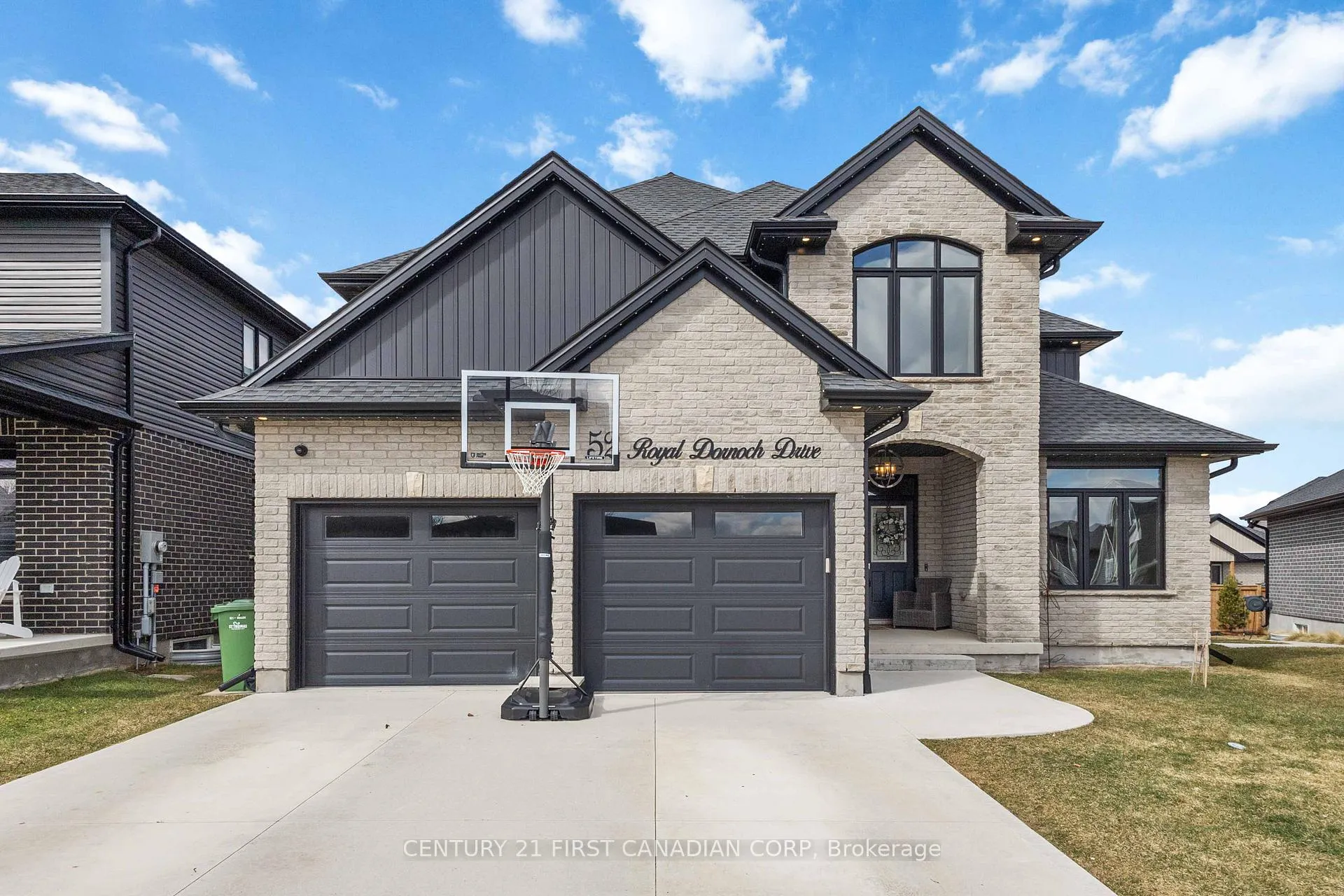 Front of 52 Royal Dornoch Drive