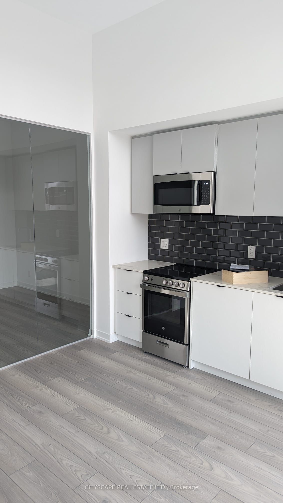 Photo 10 of Unit 217, 285 Dufferin Street, Toronto, South Parkdale — HOMEH