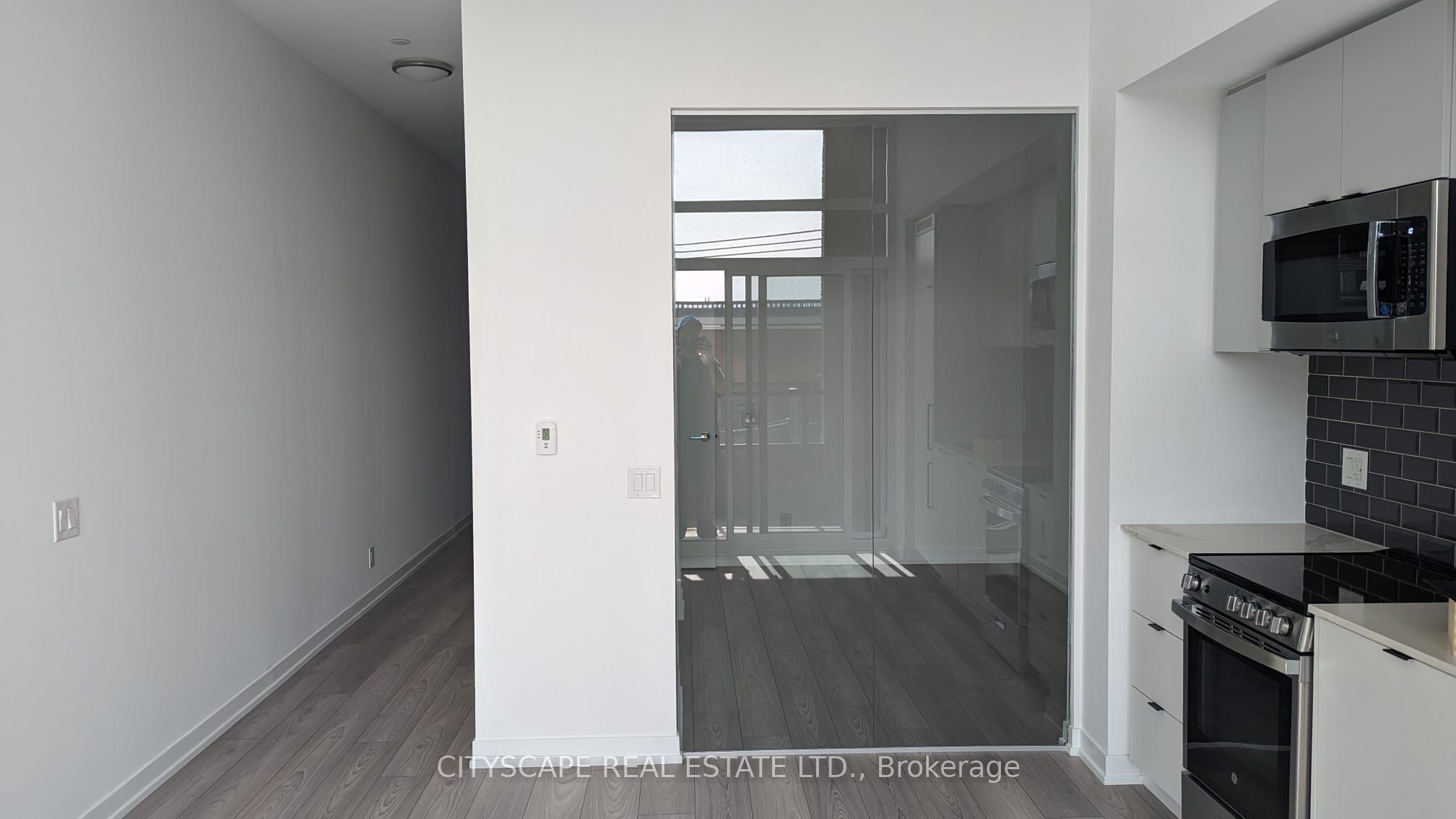 Photo 8 of Unit 217, 285 Dufferin Street, Toronto, South Parkdale — HOMEH