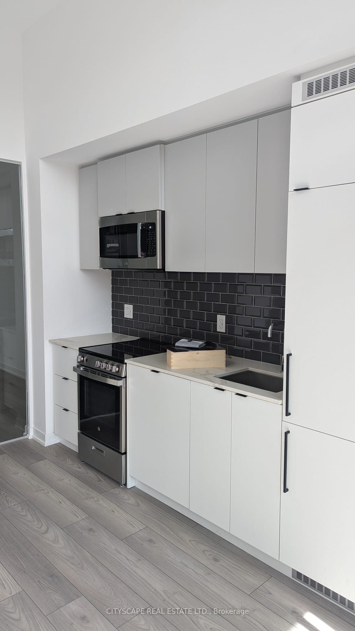Photo 7 of Unit 217, 285 Dufferin Street, Toronto, South Parkdale — HOMEH