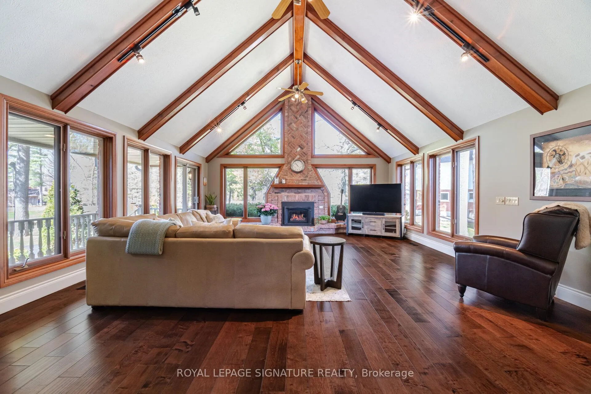 Photo 17 of 587 Hillcrest Road, Norfolk, Rural Woodhouse — HOMEH