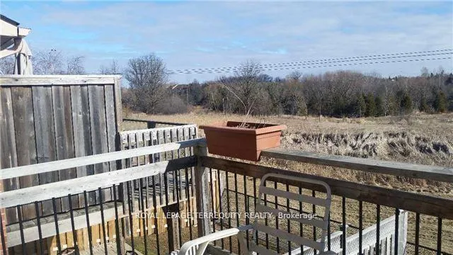 Photo 13 of 284 Pinnacle Trail, Aurora, Bayview Wellington — HOMEH