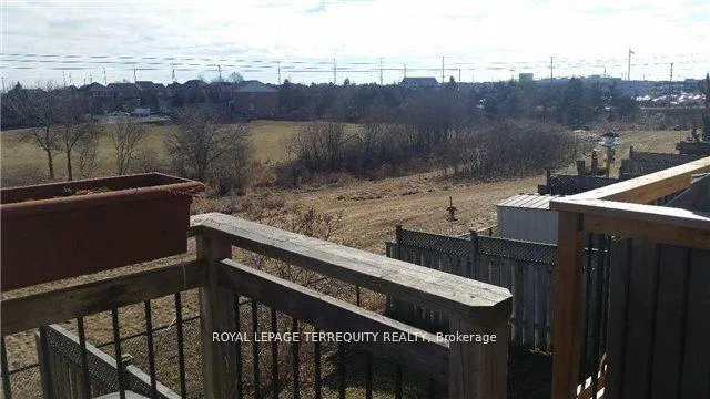 Photo 15 of 284 Pinnacle Trail, Aurora, Bayview Wellington — HOMEH