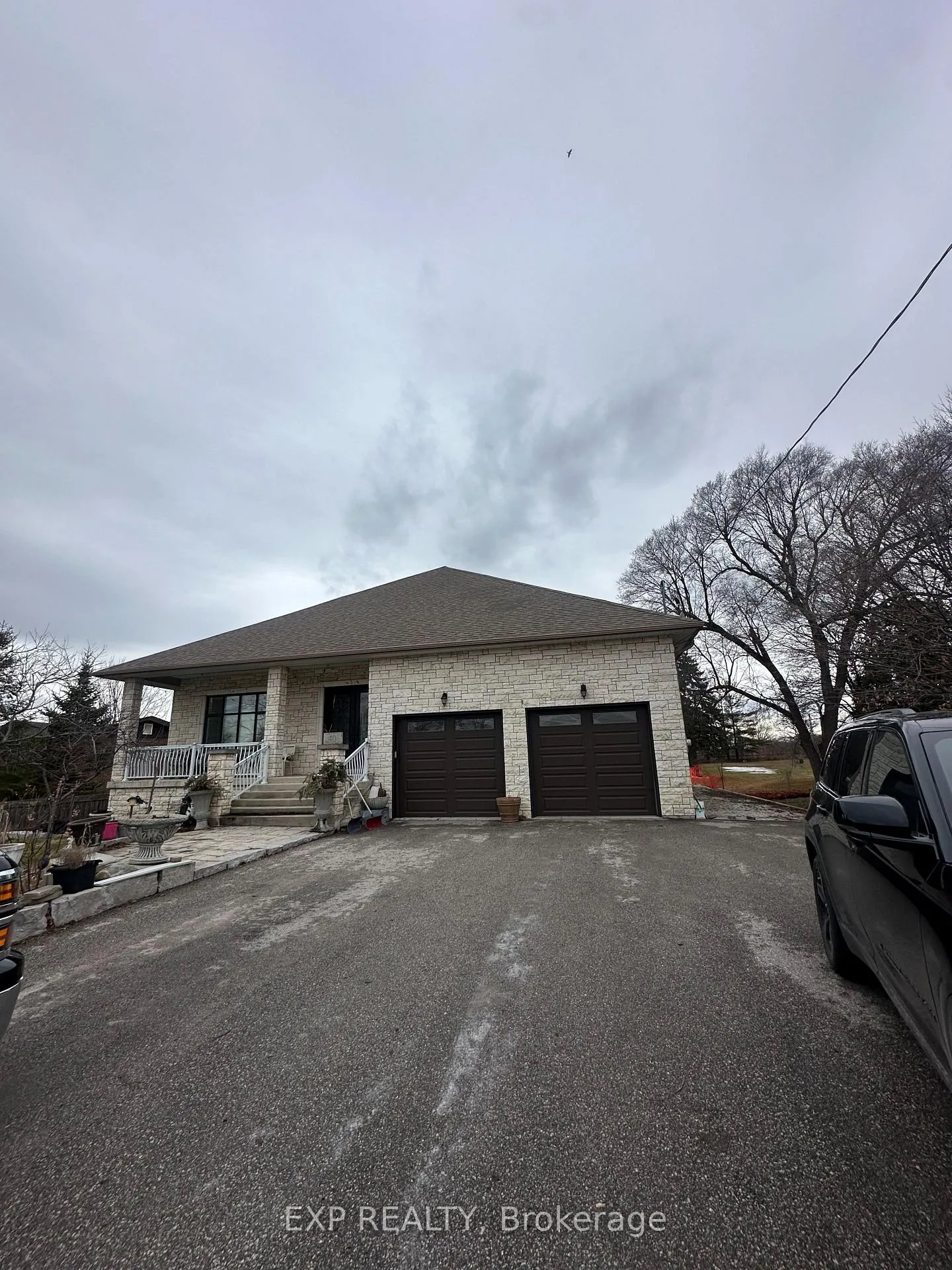 Photo 1 of 40 Simmons Street, Vaughan, Elder Mills — HOMEH