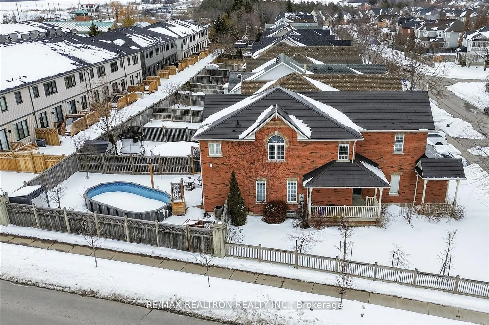 Photo 29 of 94 Bayberry Court, Whitby, Brooklin — HOMEH