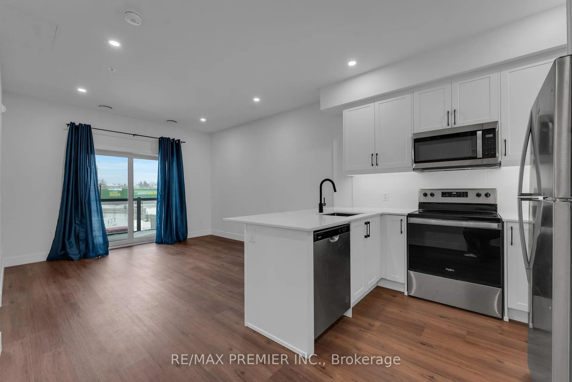 Photo 9 of Unit 215, 1000 Lackner Place, Kitchener, Grand River North — HOMEH