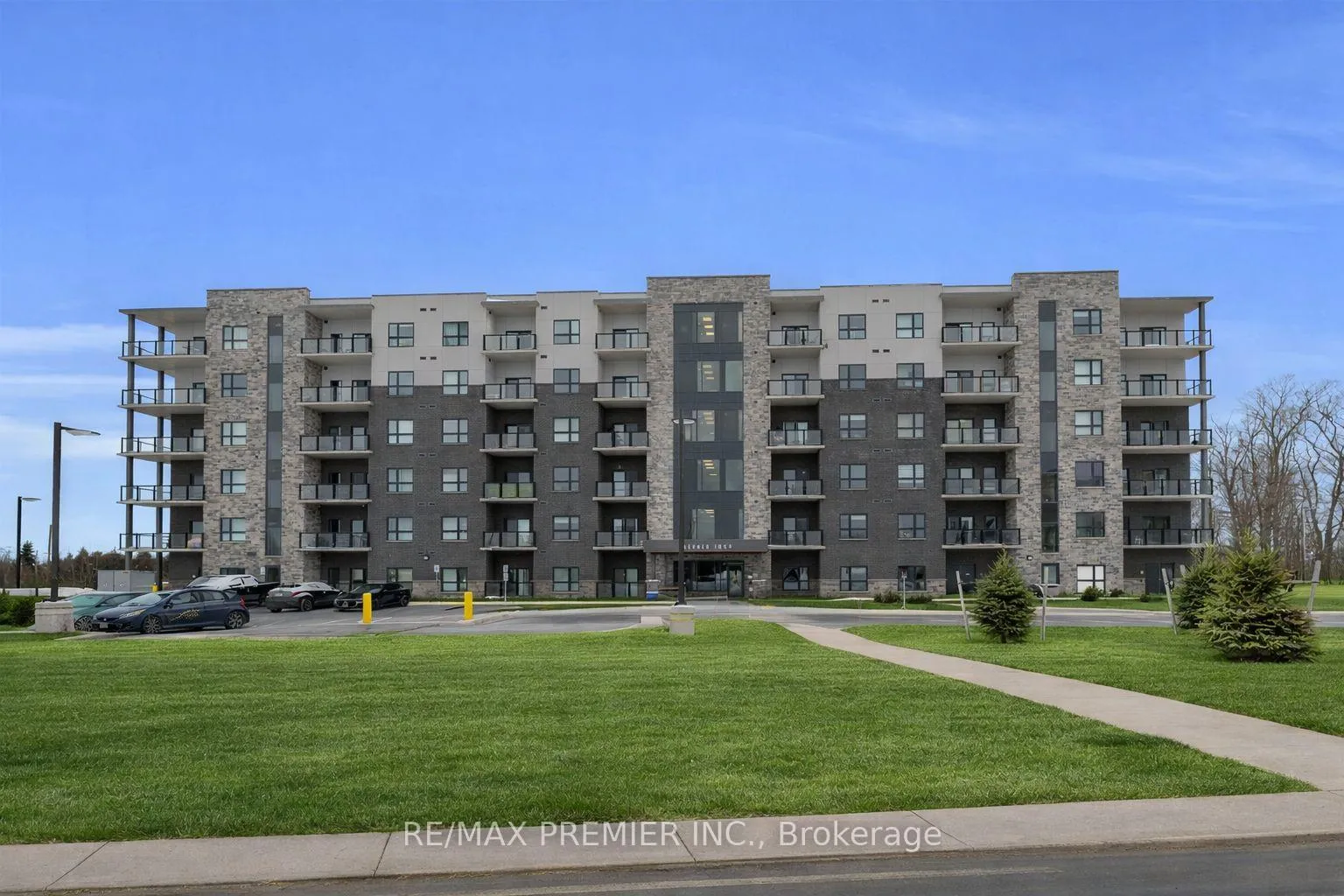 Photo 3 of Unit 215, 1000 Lackner Place, Kitchener, Grand River North — HOMEH