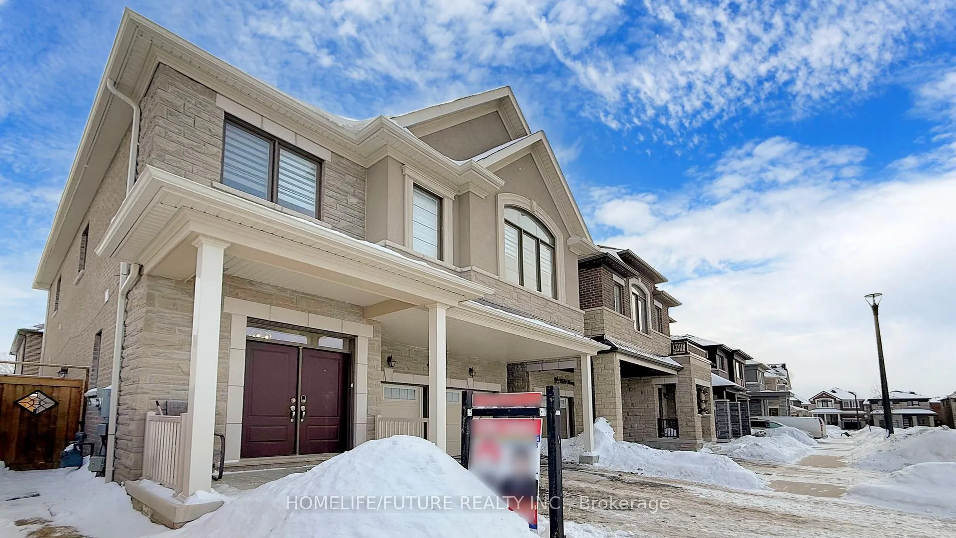 Photo 3 of 1572 Honey Locust Place, Pickering, Rural Pickering — HOMEH