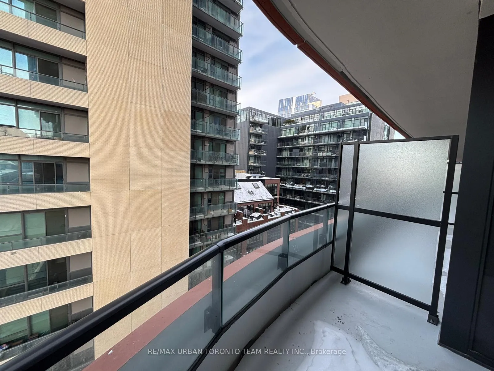 Photo 6 of Unit 1017, 180 Front Street E, Toronto, Moss Park — HOMEH